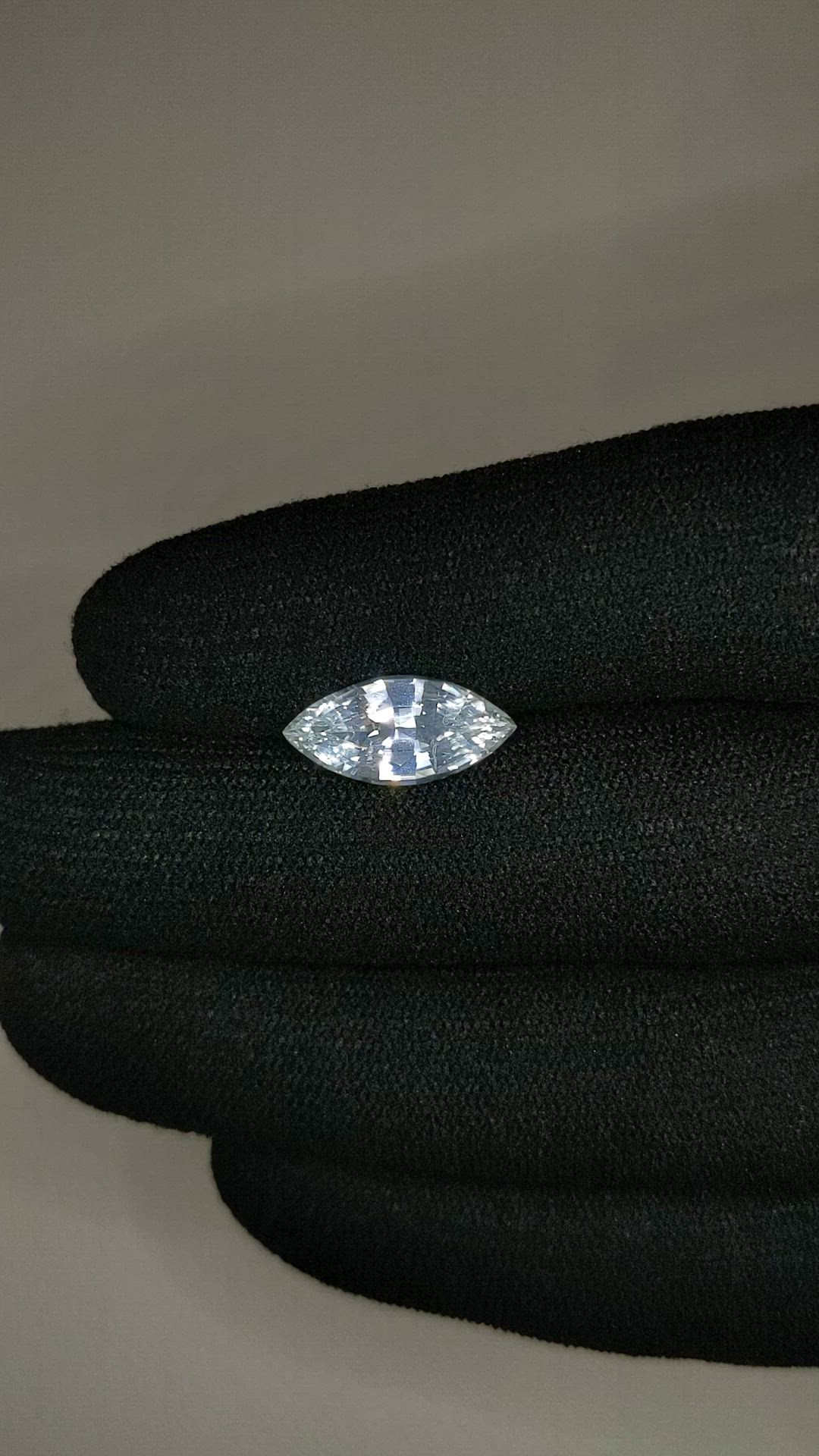 3.90 Ct. White Sapphire from Ceylon (Sri Lanka) Size Video