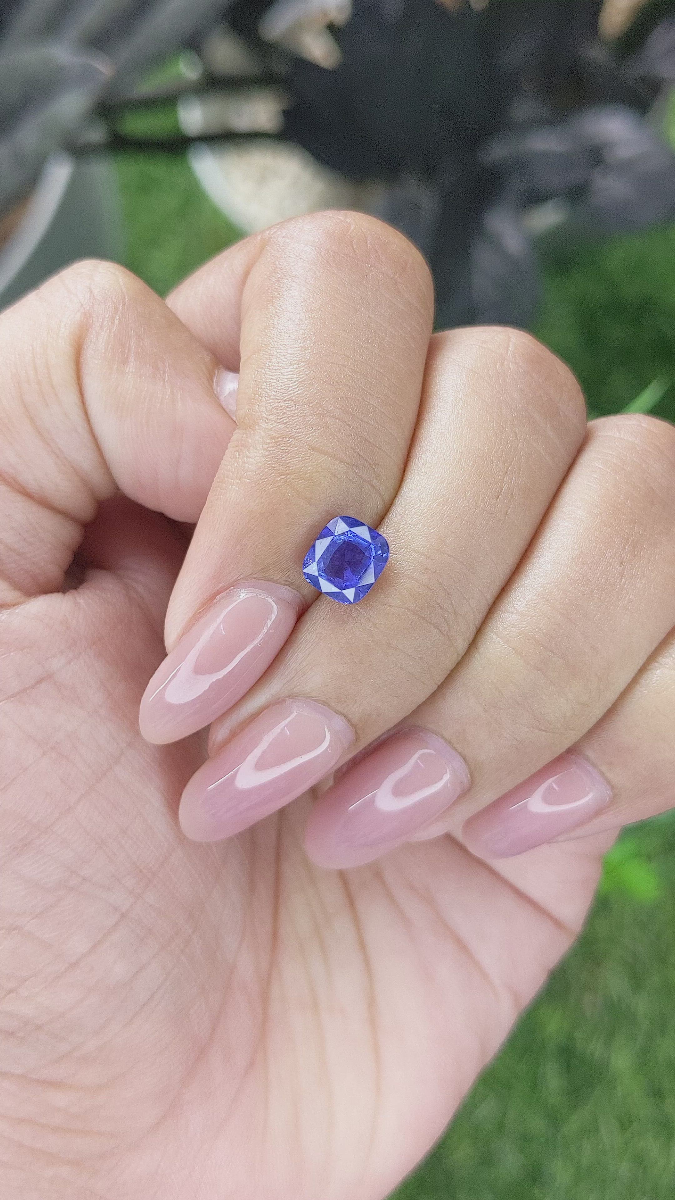 1.54 Ct. Blue Sapphire from Ceylon (Sri Lanka) Size Video