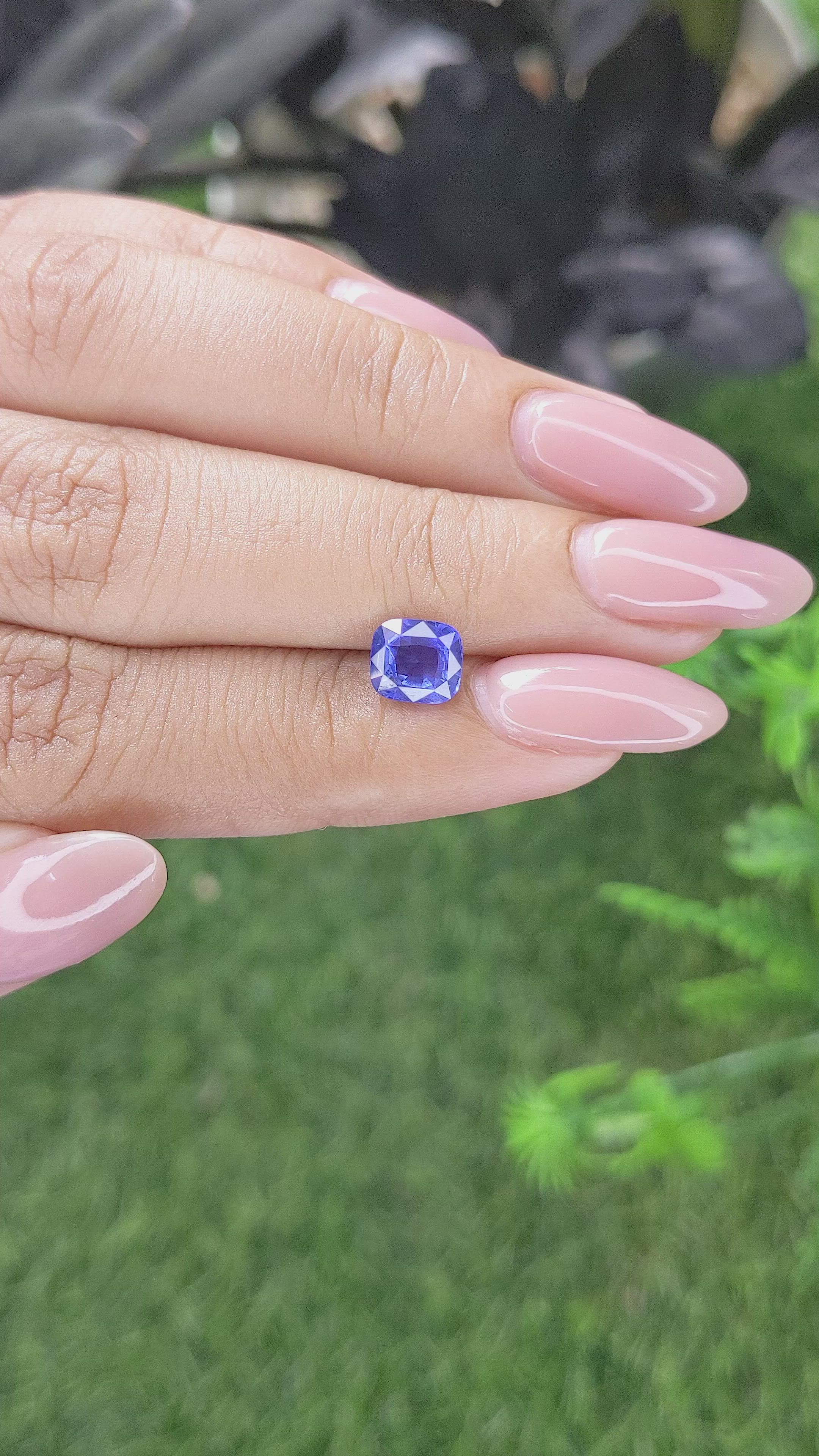 1.54 Ct. Blue Sapphire from Ceylon (Sri Lanka) Size Video