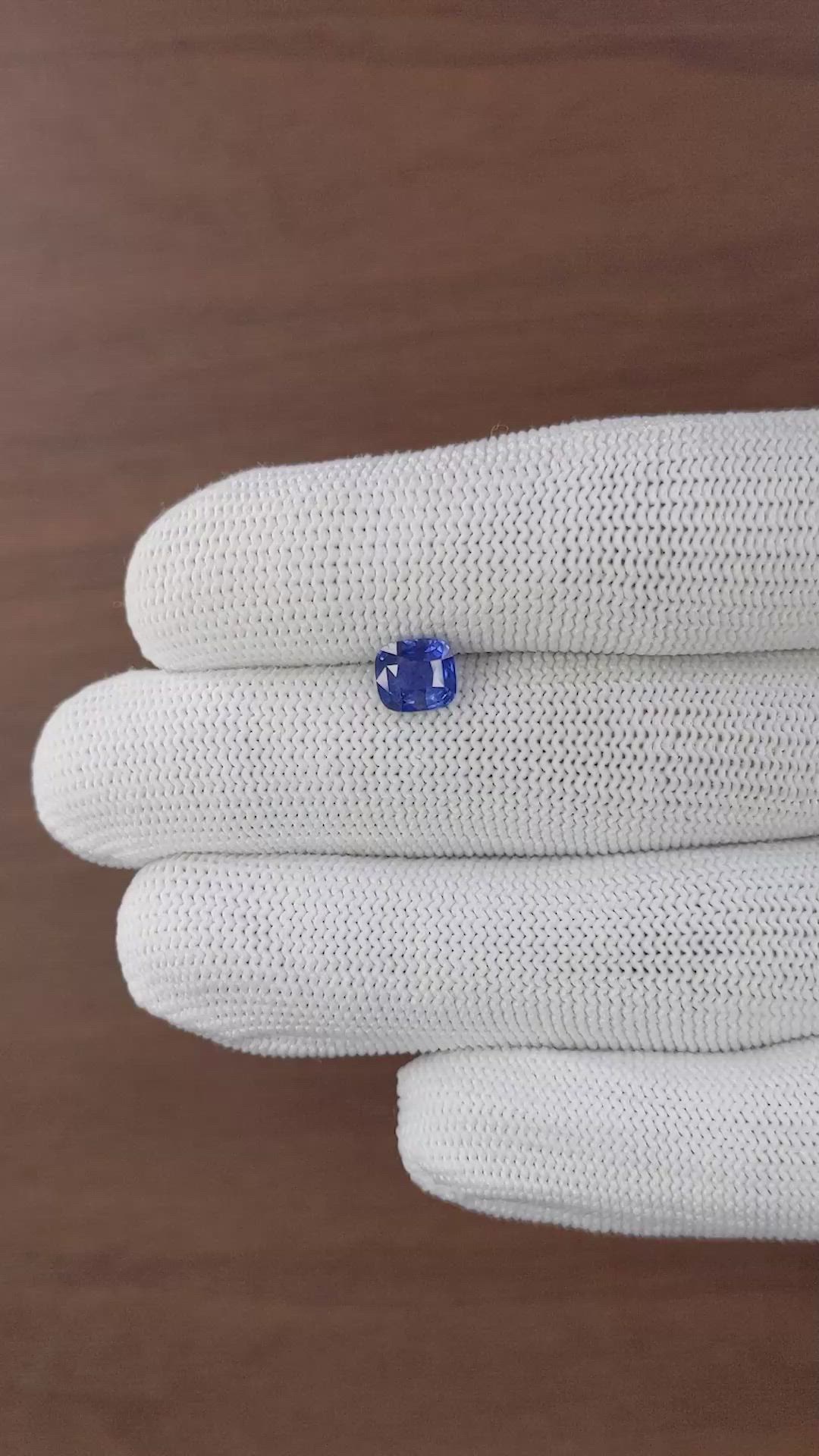 1.54 Ct. Blue Sapphire from Ceylon (Sri Lanka) Size Video