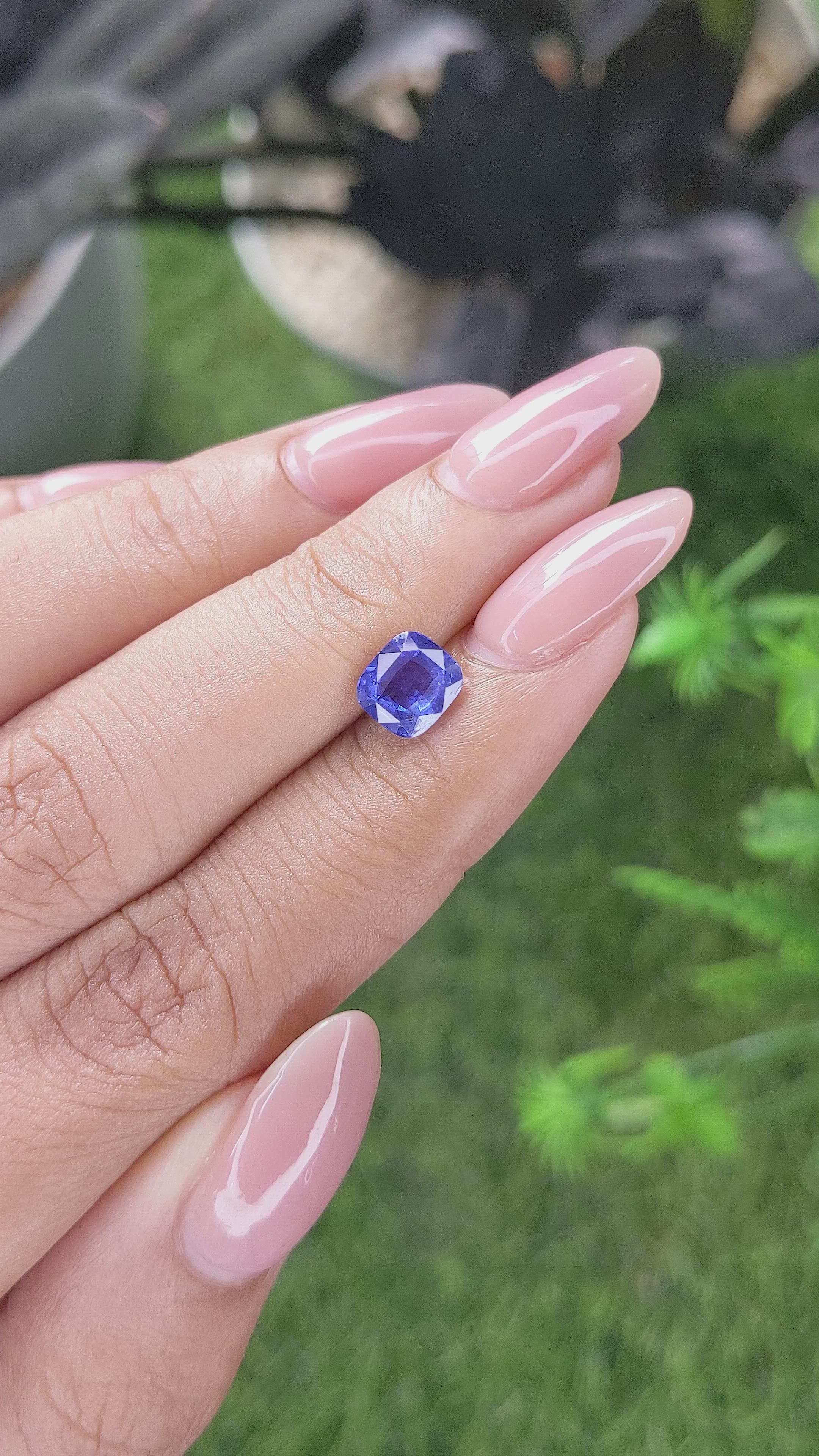 1.54 Ct. Blue Sapphire from Ceylon (Sri Lanka) Size Video
