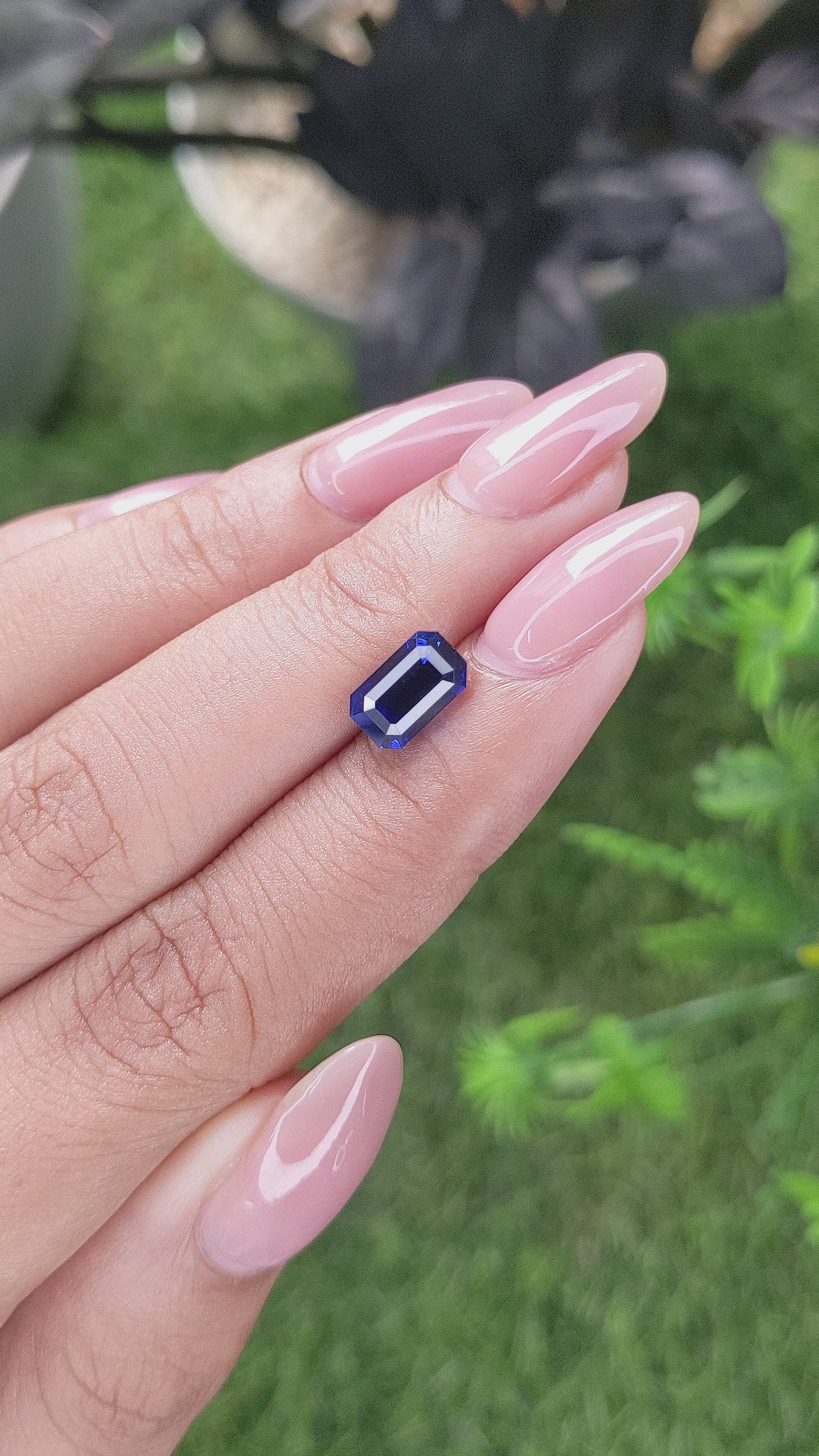 2.56 Ct. Blue Sapphire from Ceylon (Sri Lanka) Size Video