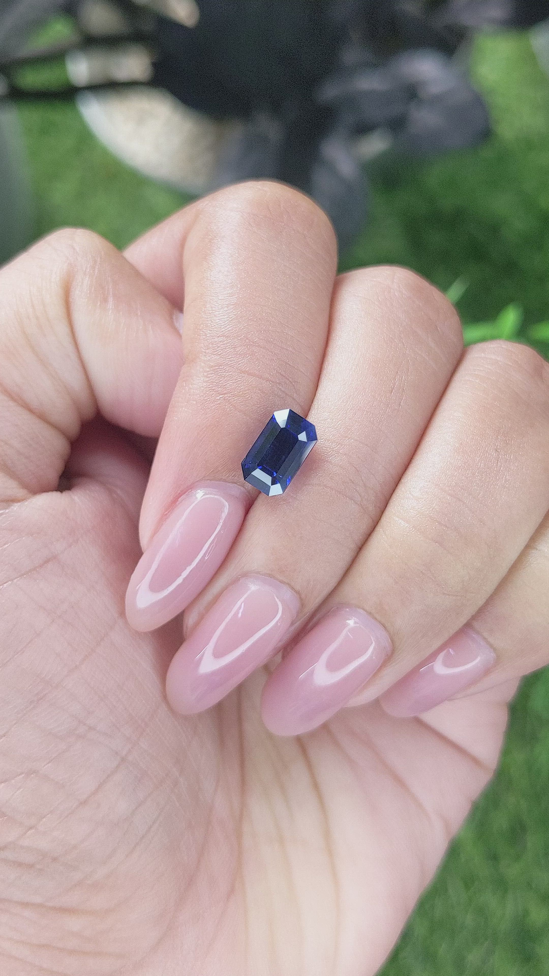 2.56 Ct. Blue Sapphire from Ceylon (Sri Lanka) Size Video
