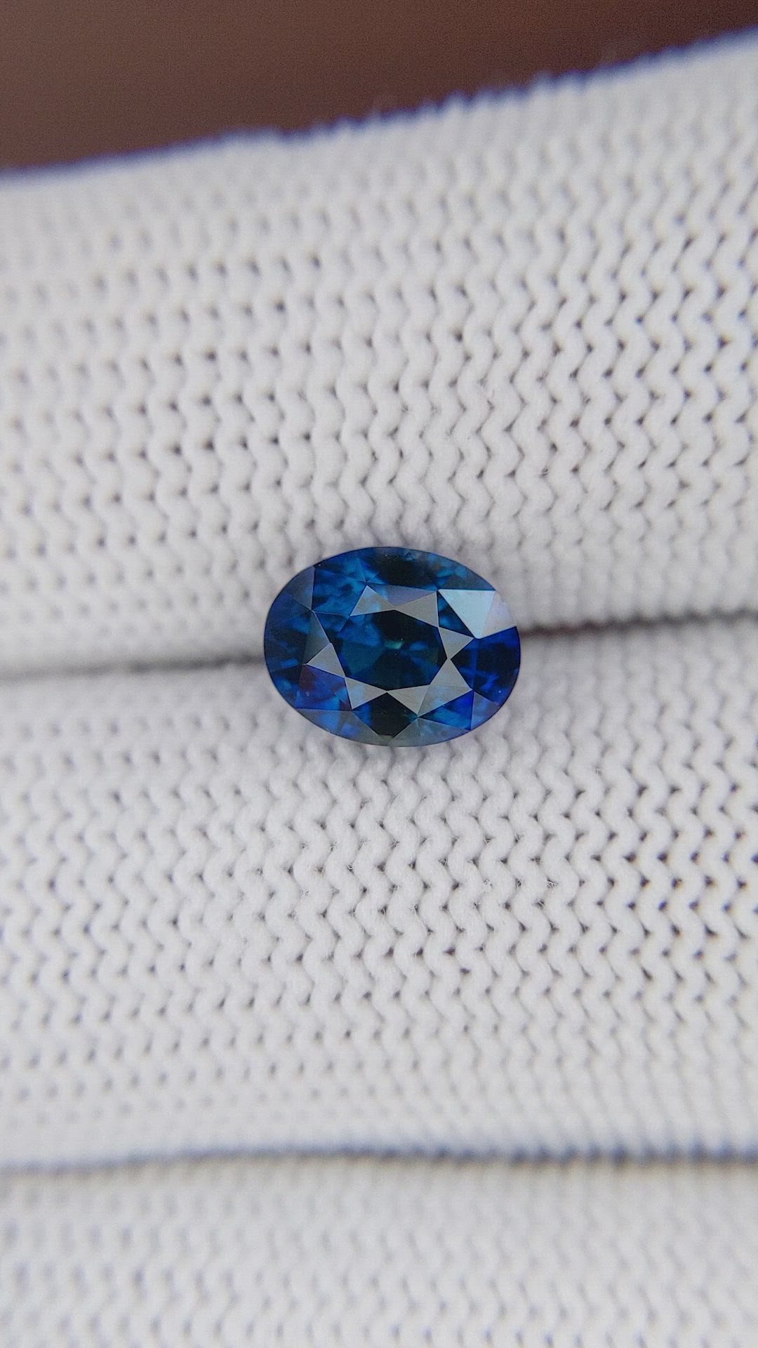 2.52 Ct. Blue Sapphire from Ceylon (Sri Lanka) Size Video