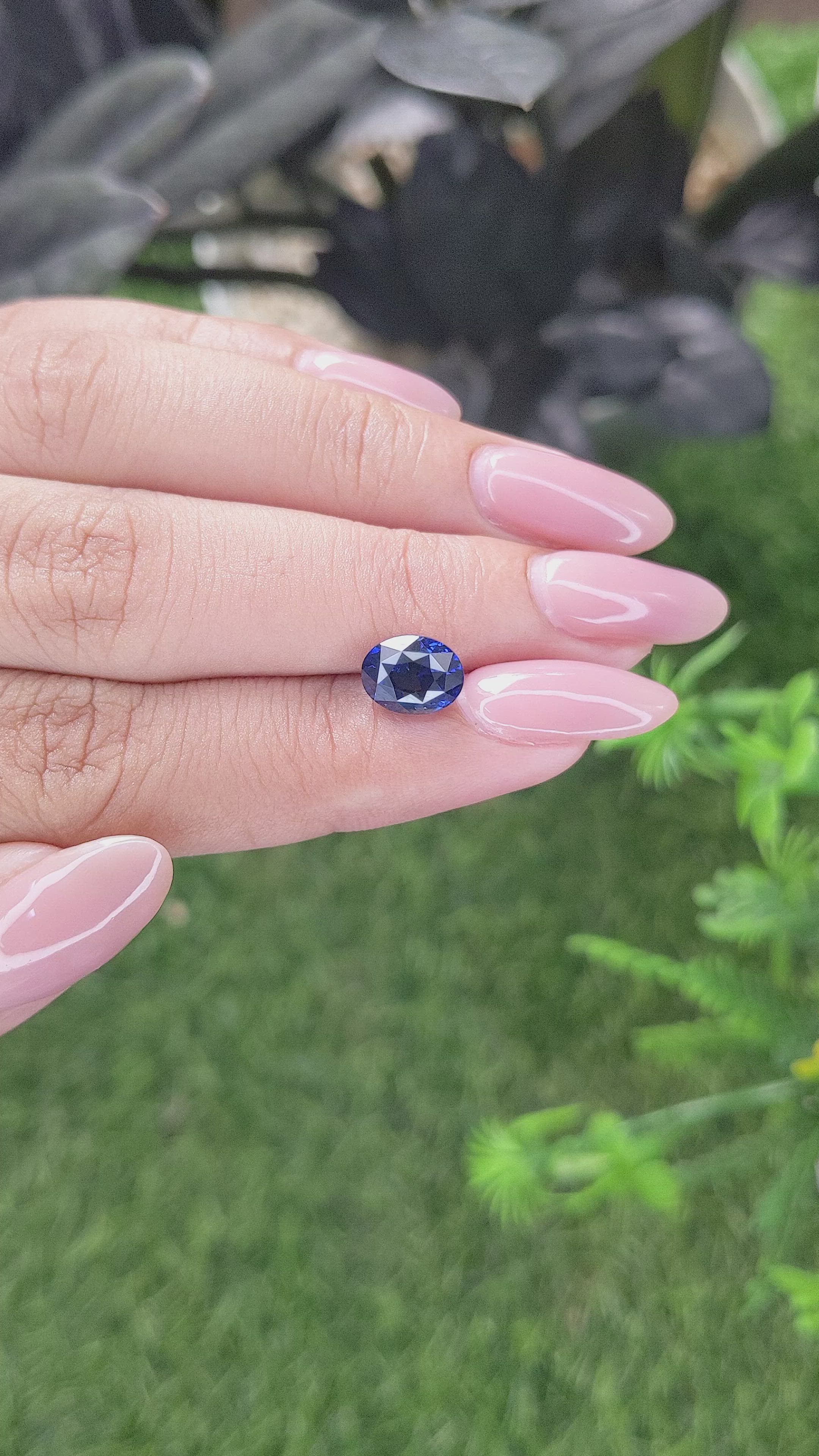 2.52 Ct. Blue Sapphire from Ceylon (Sri Lanka) Size Video