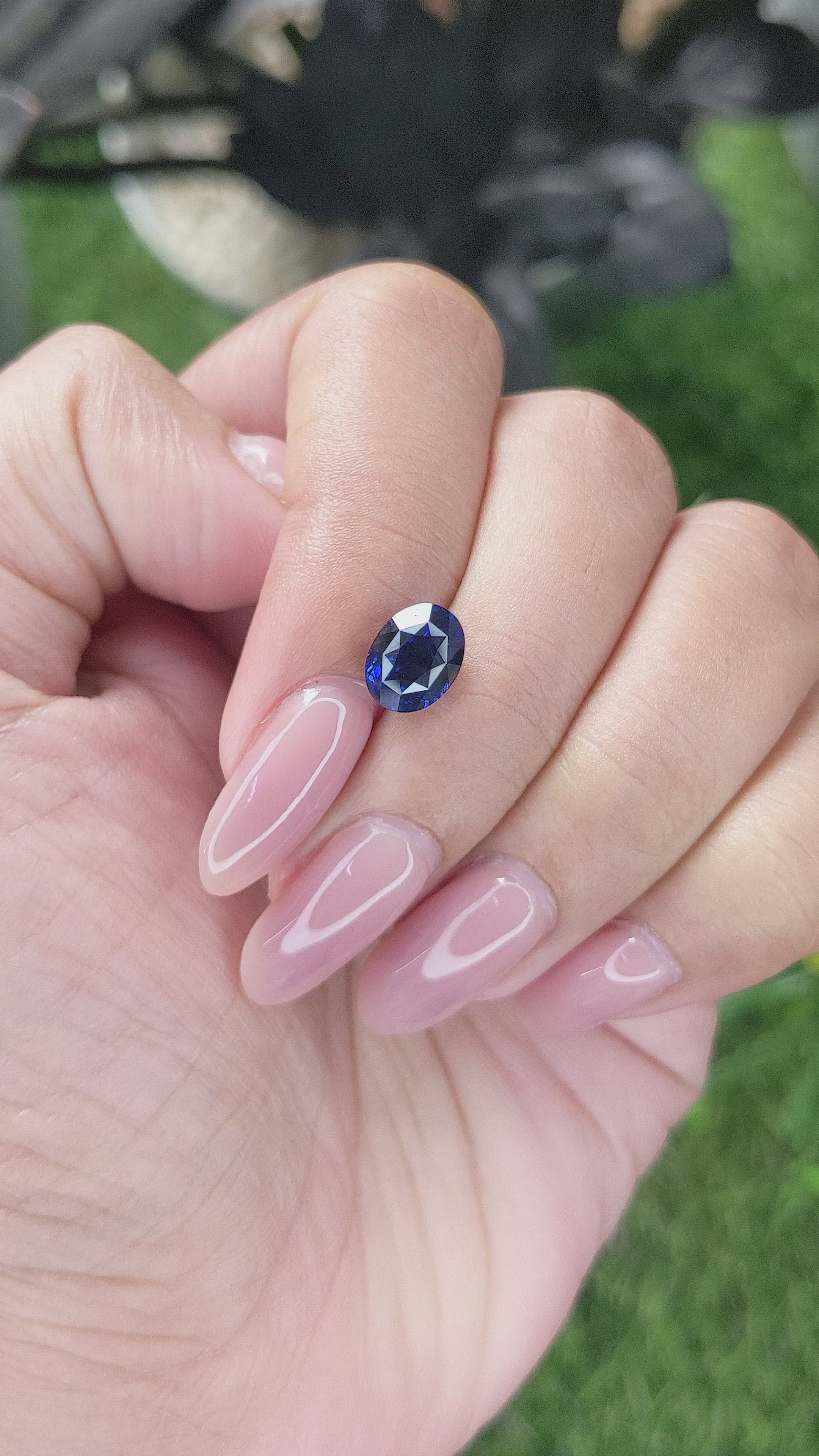 2.52 Ct. Blue Sapphire from Ceylon (Sri Lanka) Size Video