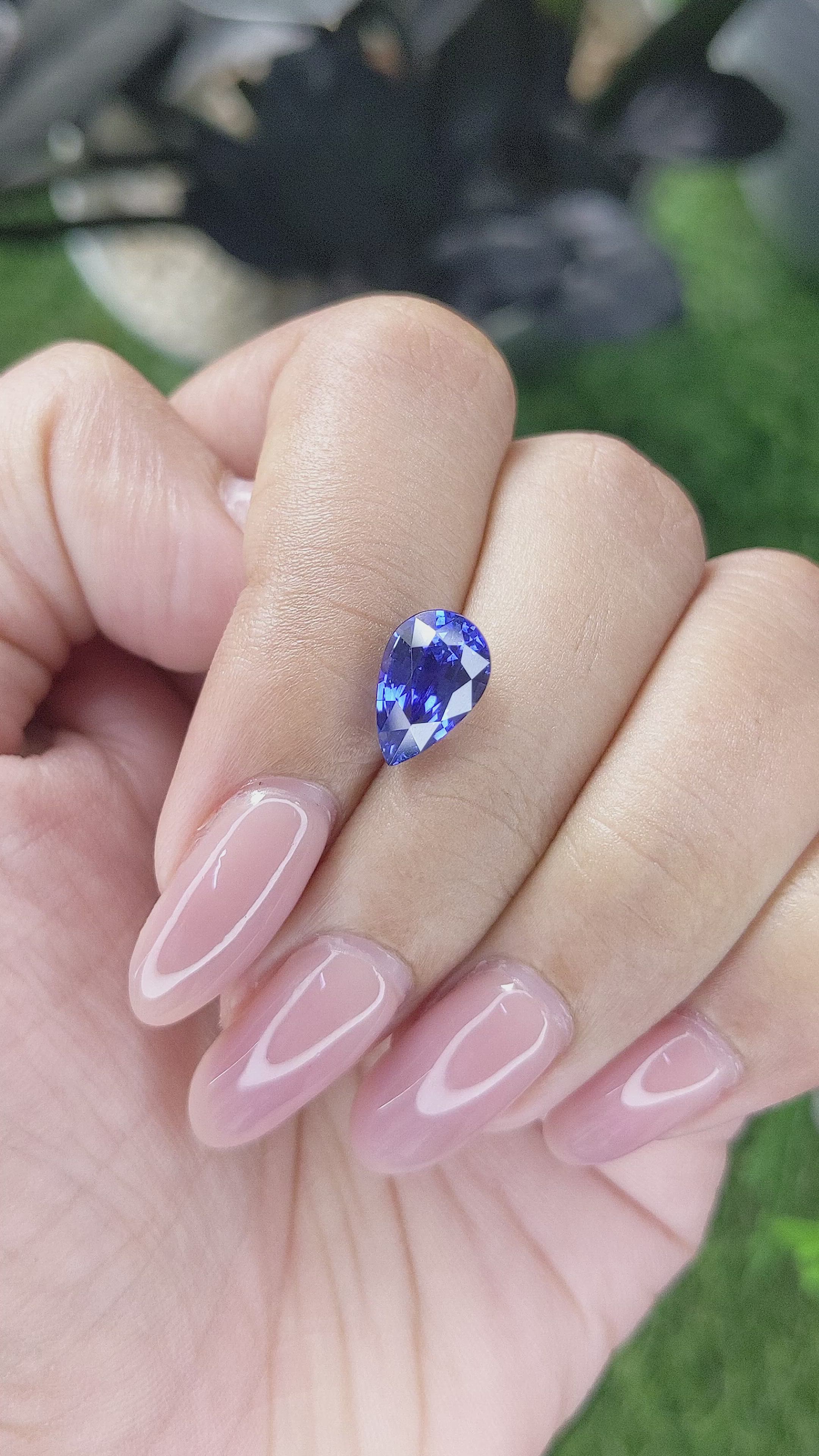3.09 Ct. Blue Sapphire from Ceylon (Sri Lanka) Size Video