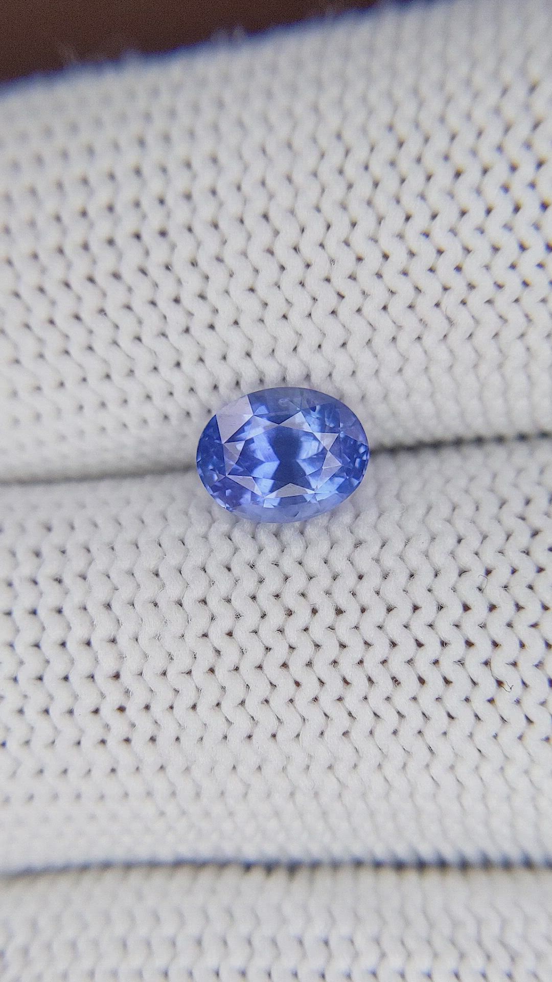 1.33 Ct. Purplish Blue Sapphire from Ceylon (Sri Lanka) Size Video
