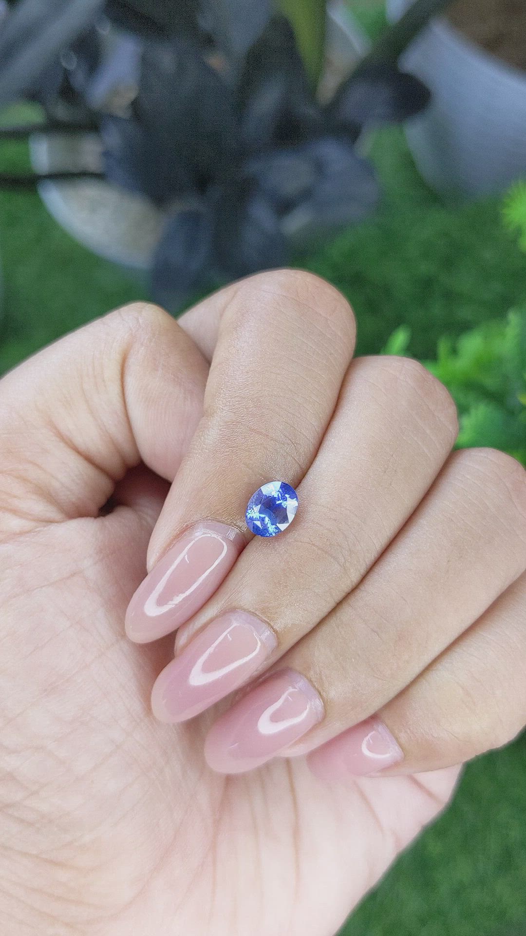 1.33 Ct. Purplish Blue Sapphire from Ceylon (Sri Lanka) Size Video