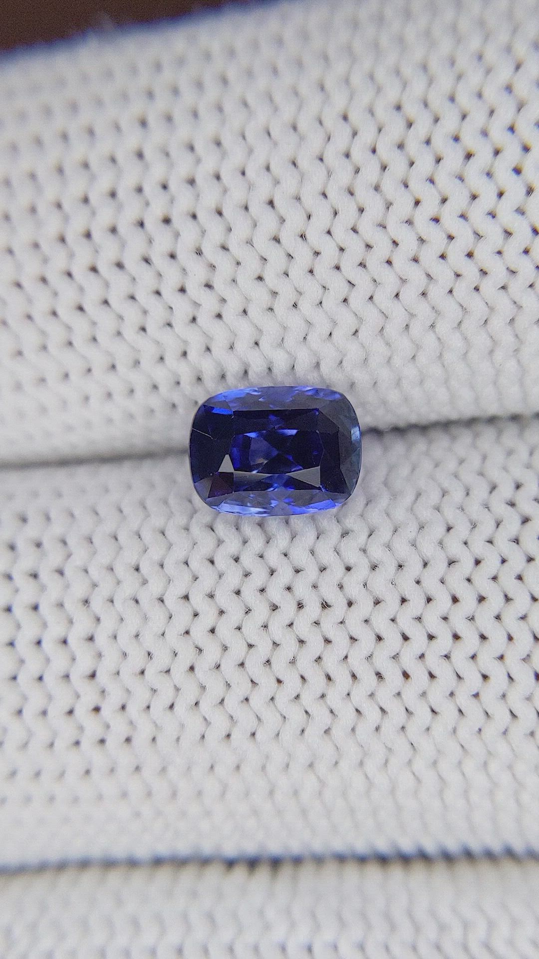 1.55 Ct. Purplish Blue Sapphire from Ceylon (Sri Lanka) Size Video