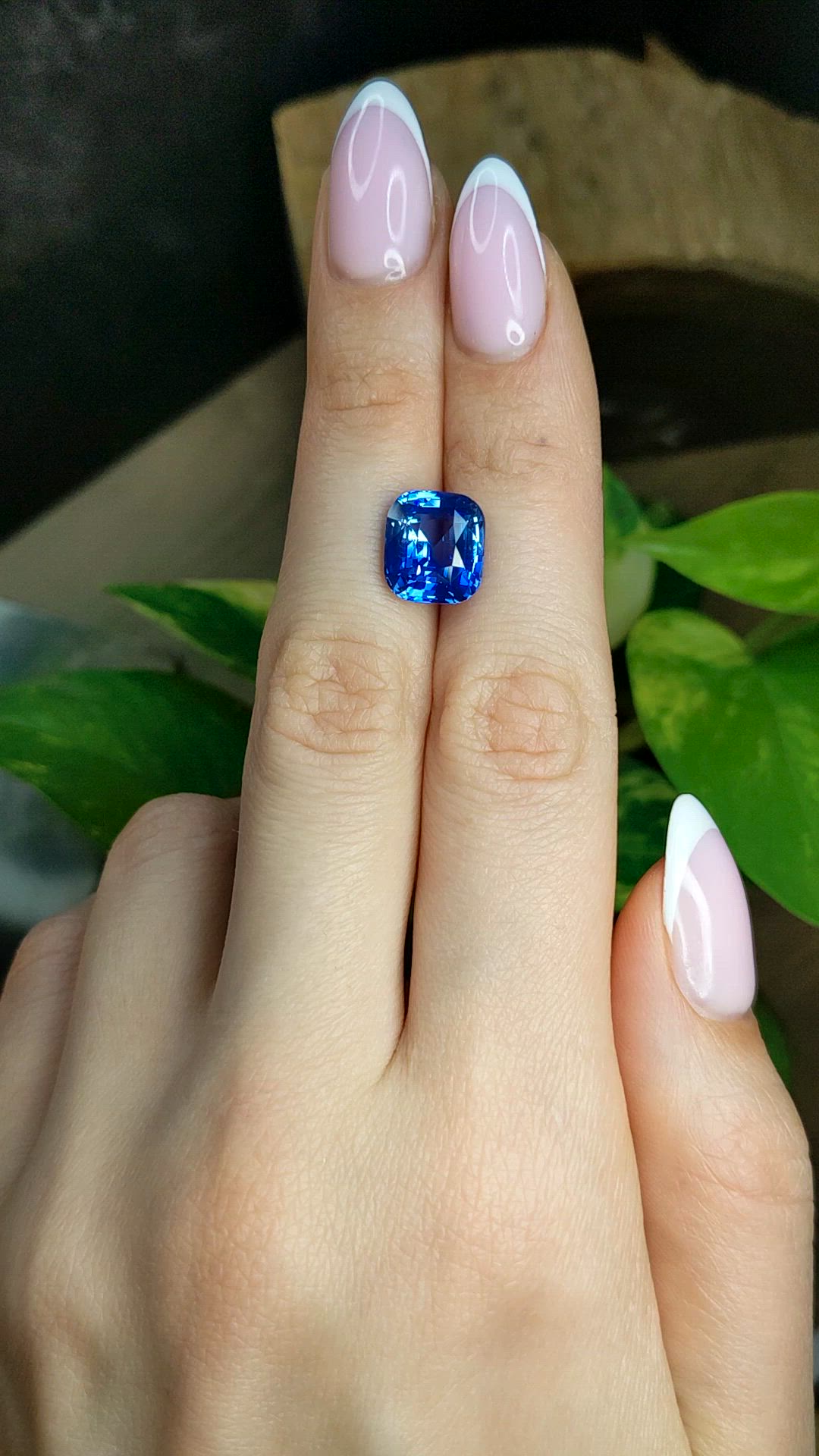 7.06 Ct. Blue Sapphire from Ceylon (Sri Lanka) Size Video