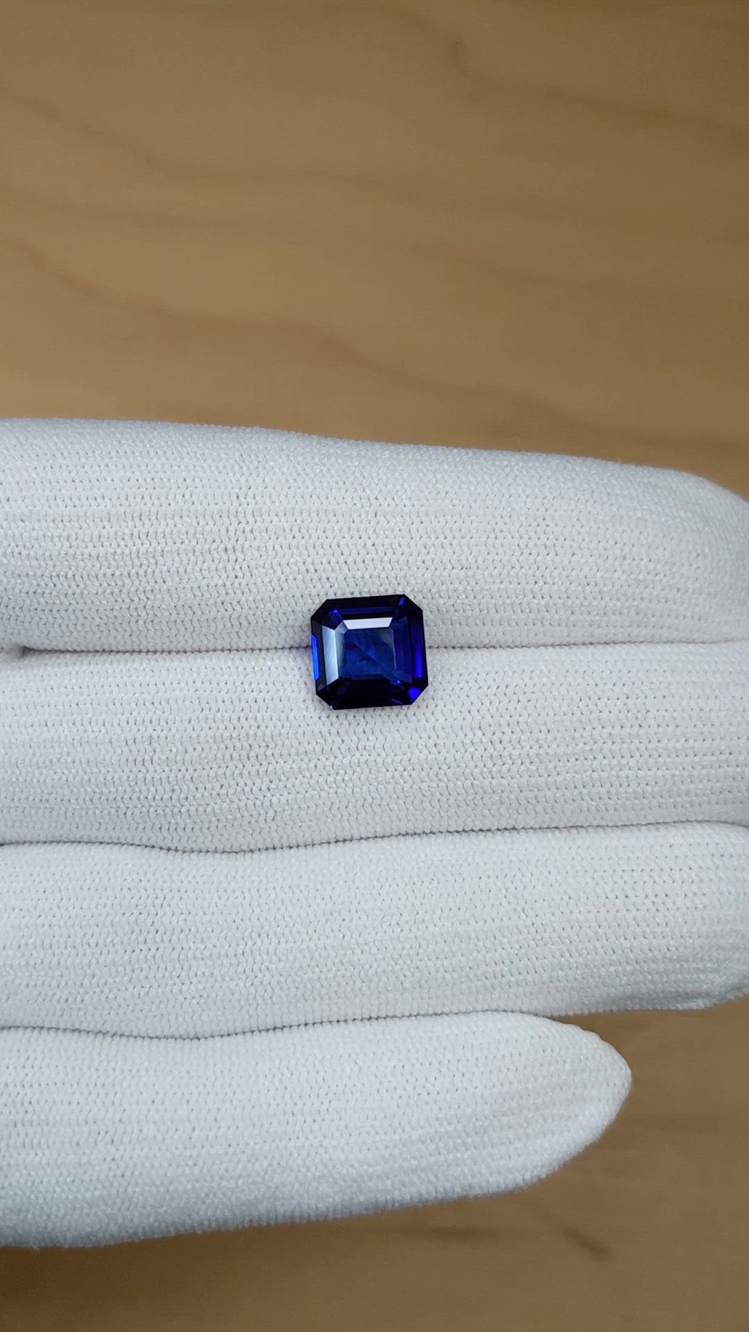 5.04 Ct. Blue Sapphire from Ceylon (Sri Lanka) Size Video