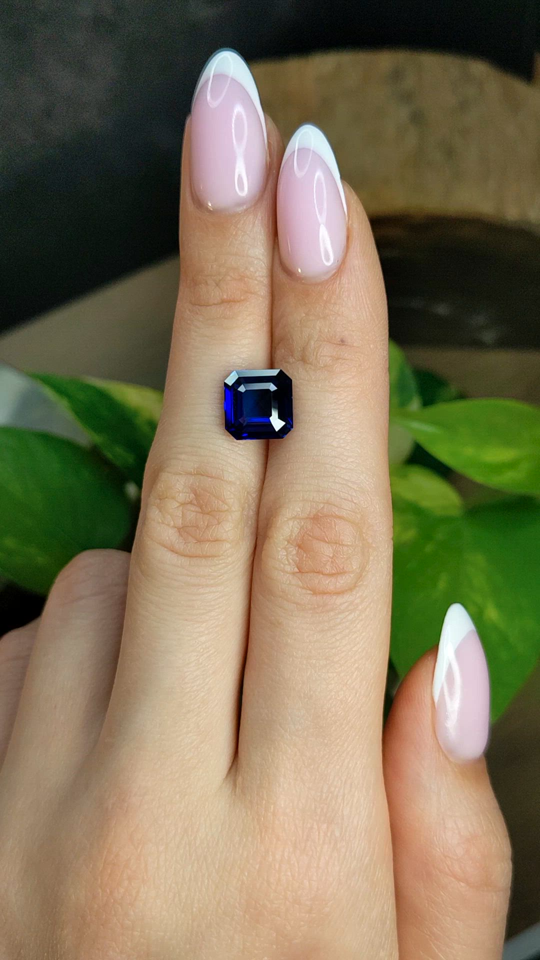 5.04 Ct. Blue Sapphire from Ceylon (Sri Lanka) Size Video