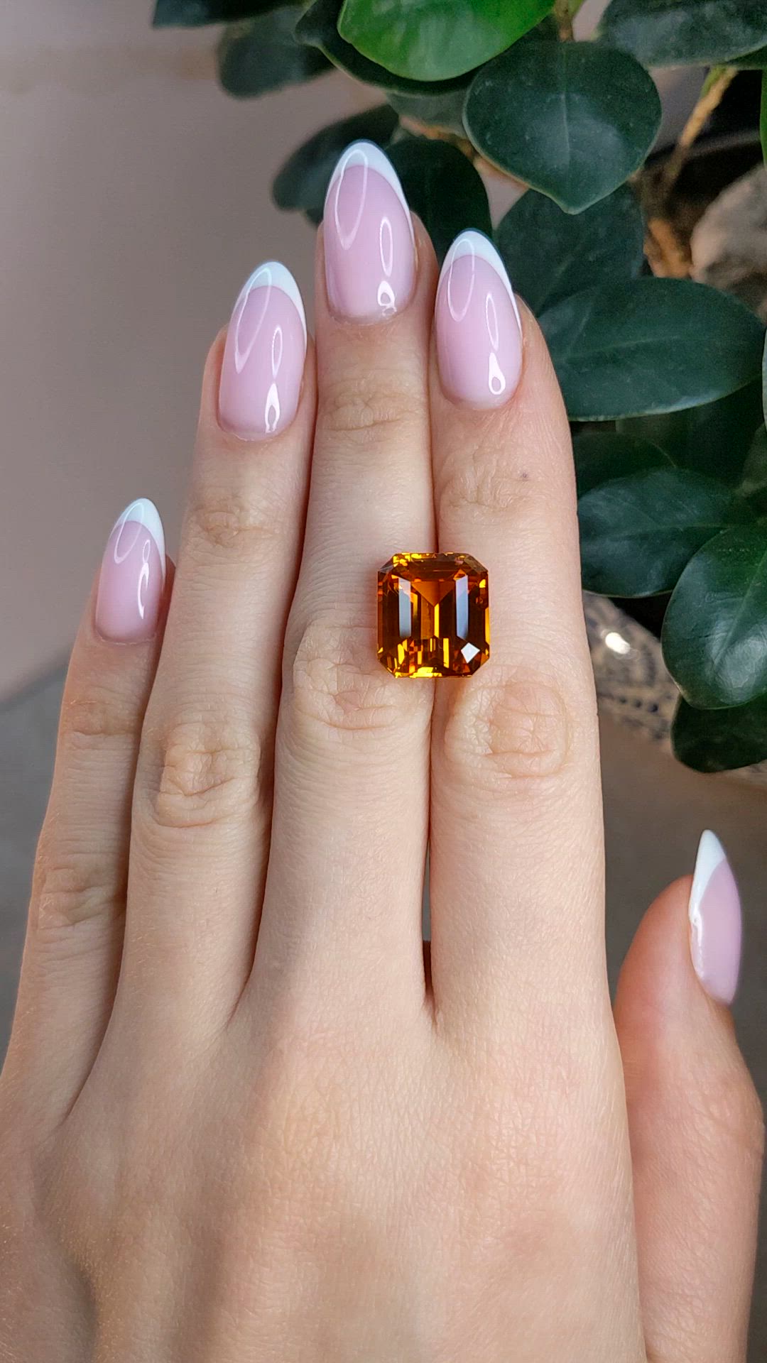 16.55 Ct. Orange Sapphire from Ceylon (Sri Lanka) Size Video