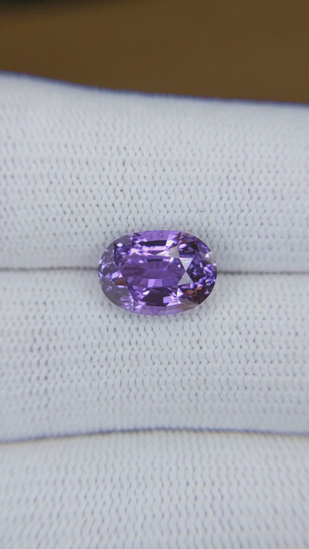 5.04 Ct. Purple Sapphire from Ceylon (Sri Lanka) Size Video