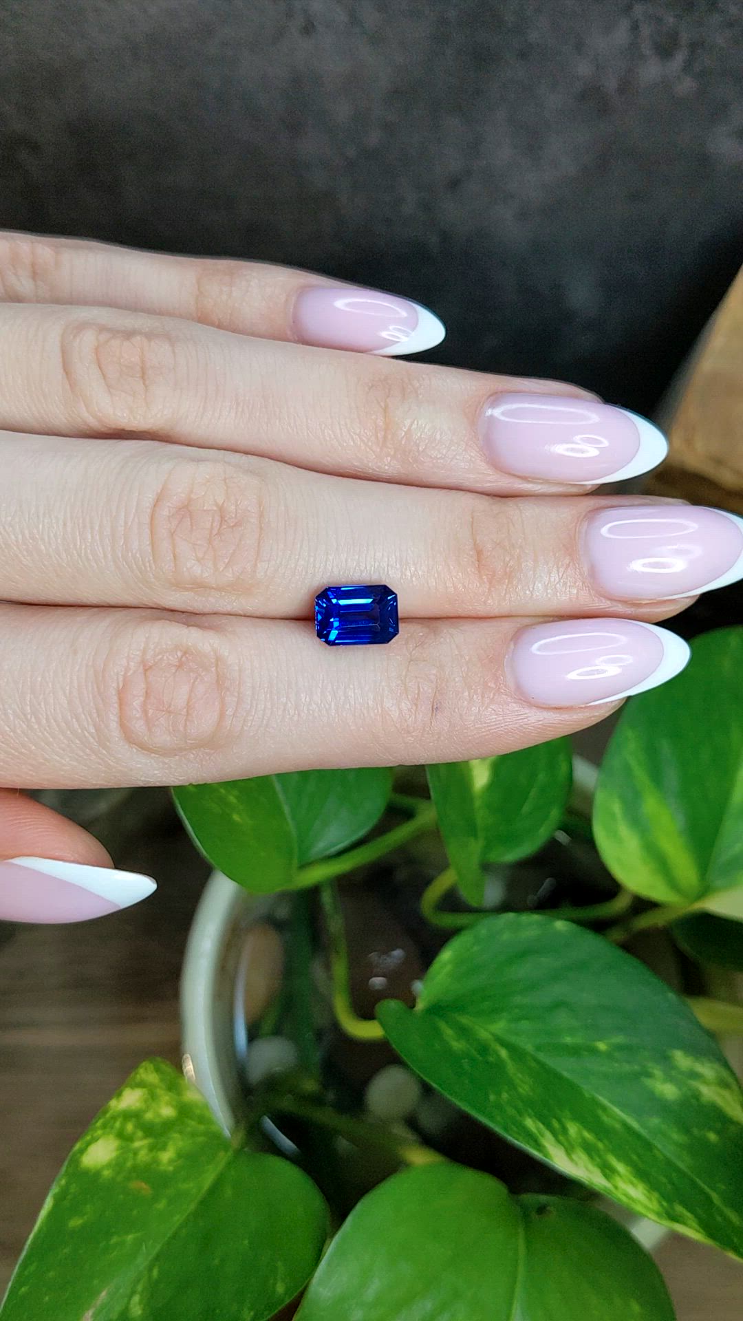 3.16 Ct. Blue Sapphire from Ceylon (Sri Lanka) Size Video