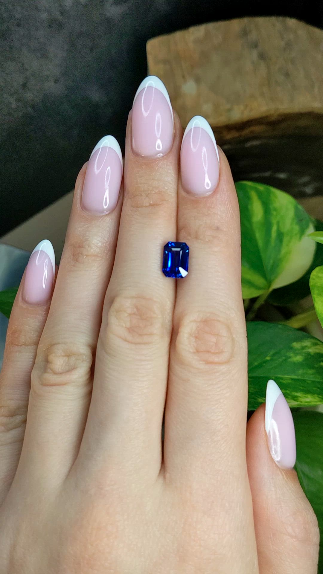 3.16 Ct. Blue Sapphire from Ceylon (Sri Lanka) Size Video