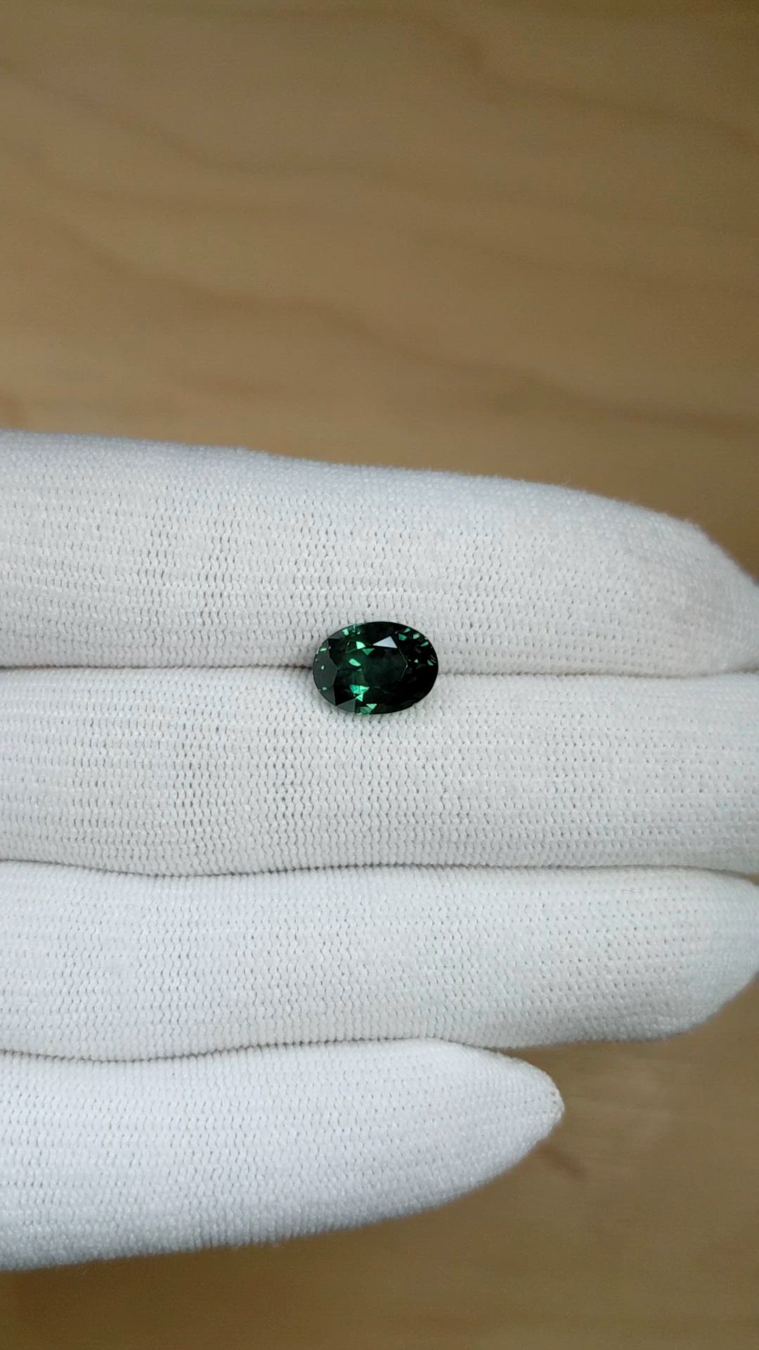 4.02 Ct. Bluish Green Sapphire from Montana Size Video