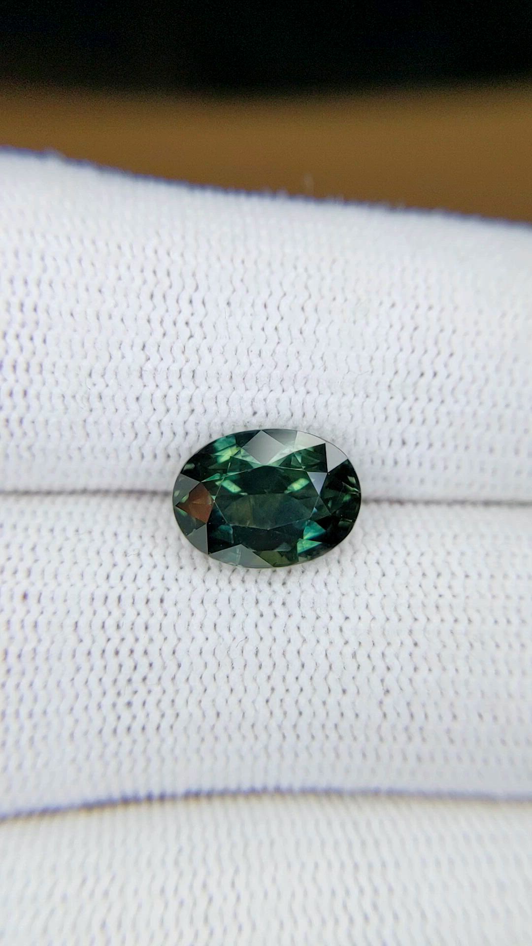 4.02 Ct. Bluish Green Sapphire from Montana Size Video