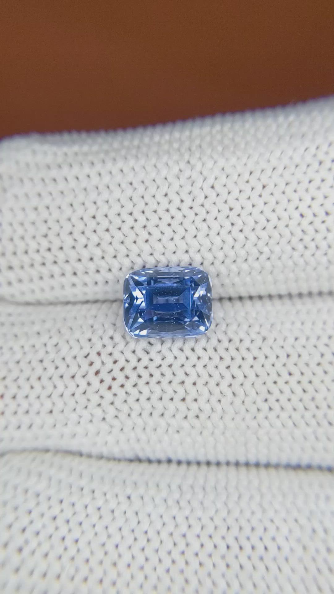 2.68 Ct. Blue Sapphire from Ceylon (Sri Lanka) Size Video
