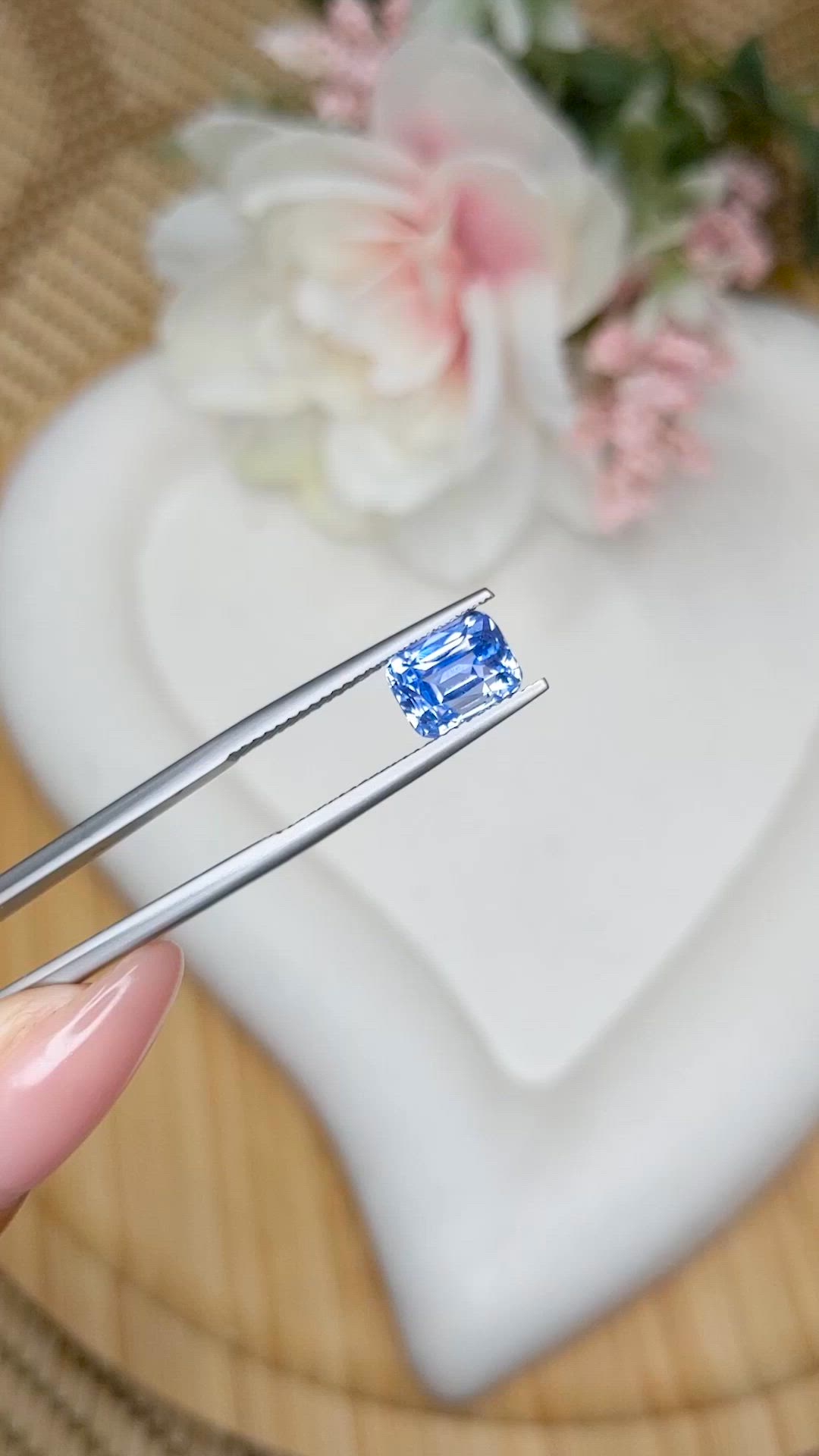 2.68 Ct. Blue Sapphire from Ceylon (Sri Lanka) Size Video