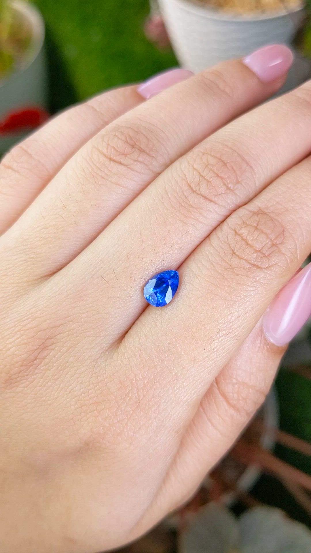 1.43 Ct. Blue Sapphire from Ceylon (Sri Lanka) Size Video