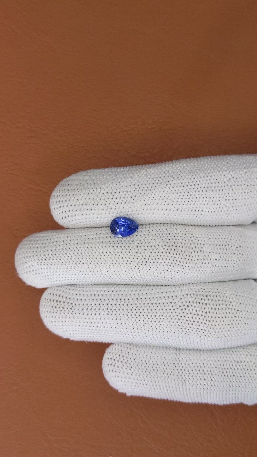 1.43 Ct. Blue Sapphire from Ceylon (Sri Lanka) Size Video