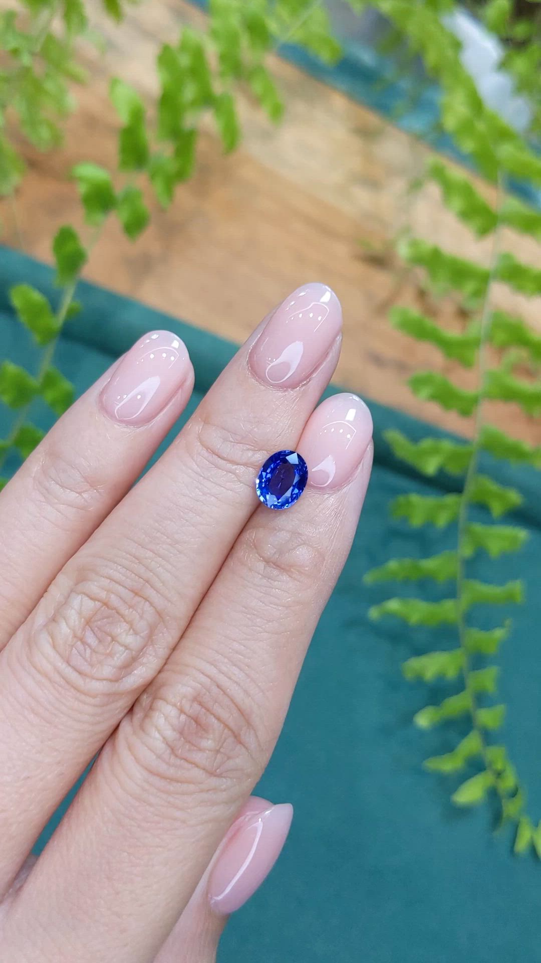 1.43 Ct. Blue Sapphire from Ceylon (Sri Lanka) Size Video