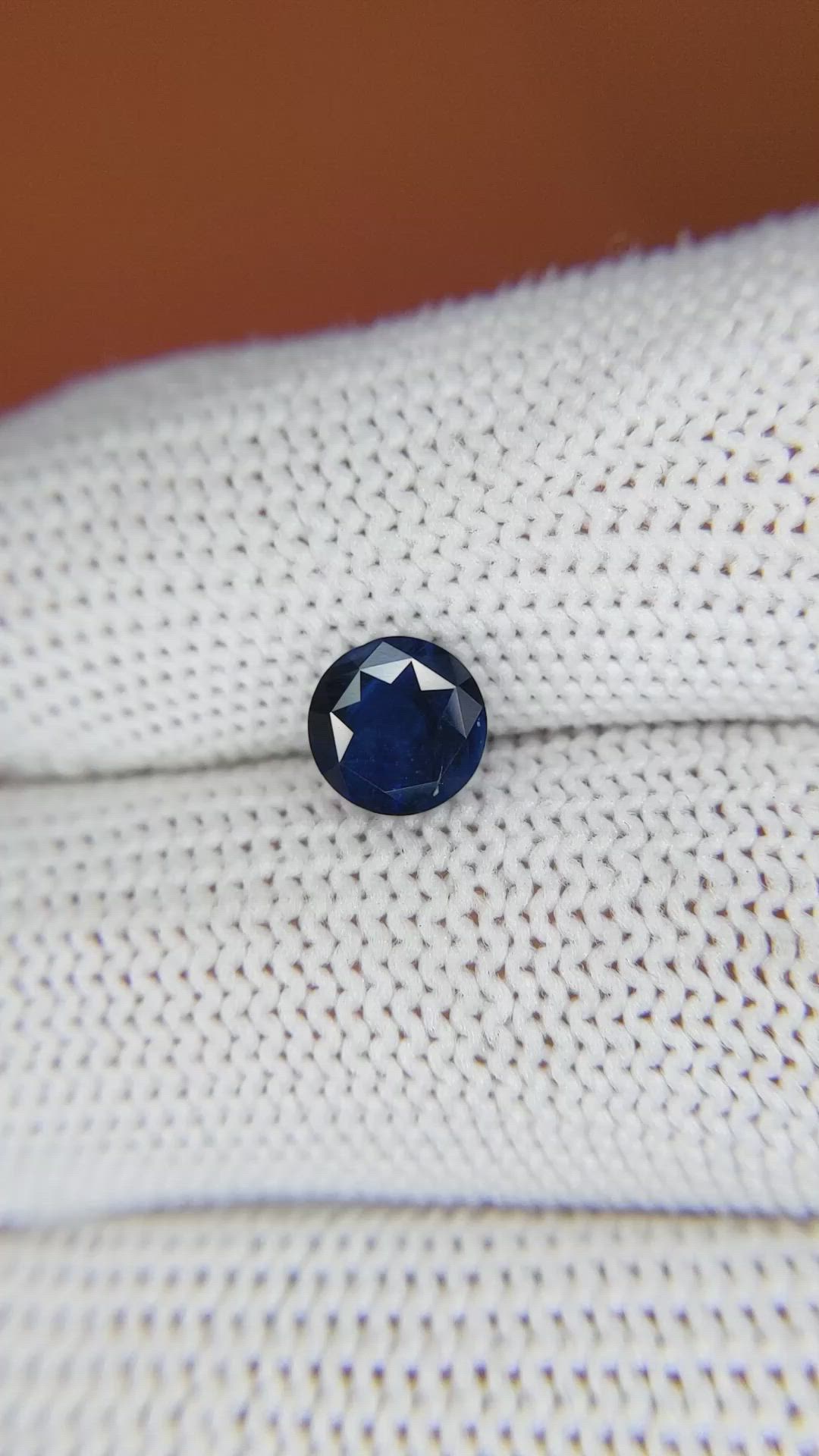 1.36 Ct. Blue Sapphire from Ceylon (Sri Lanka) Size Video