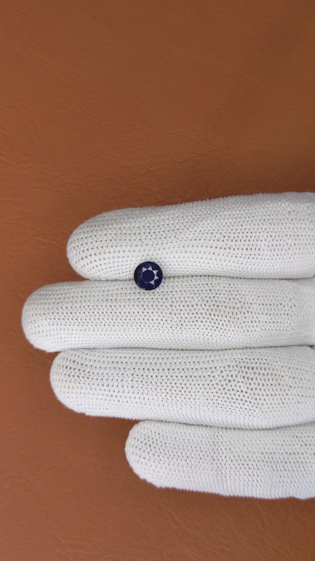 1.36 Ct. Blue Sapphire from Ceylon (Sri Lanka) Size Video