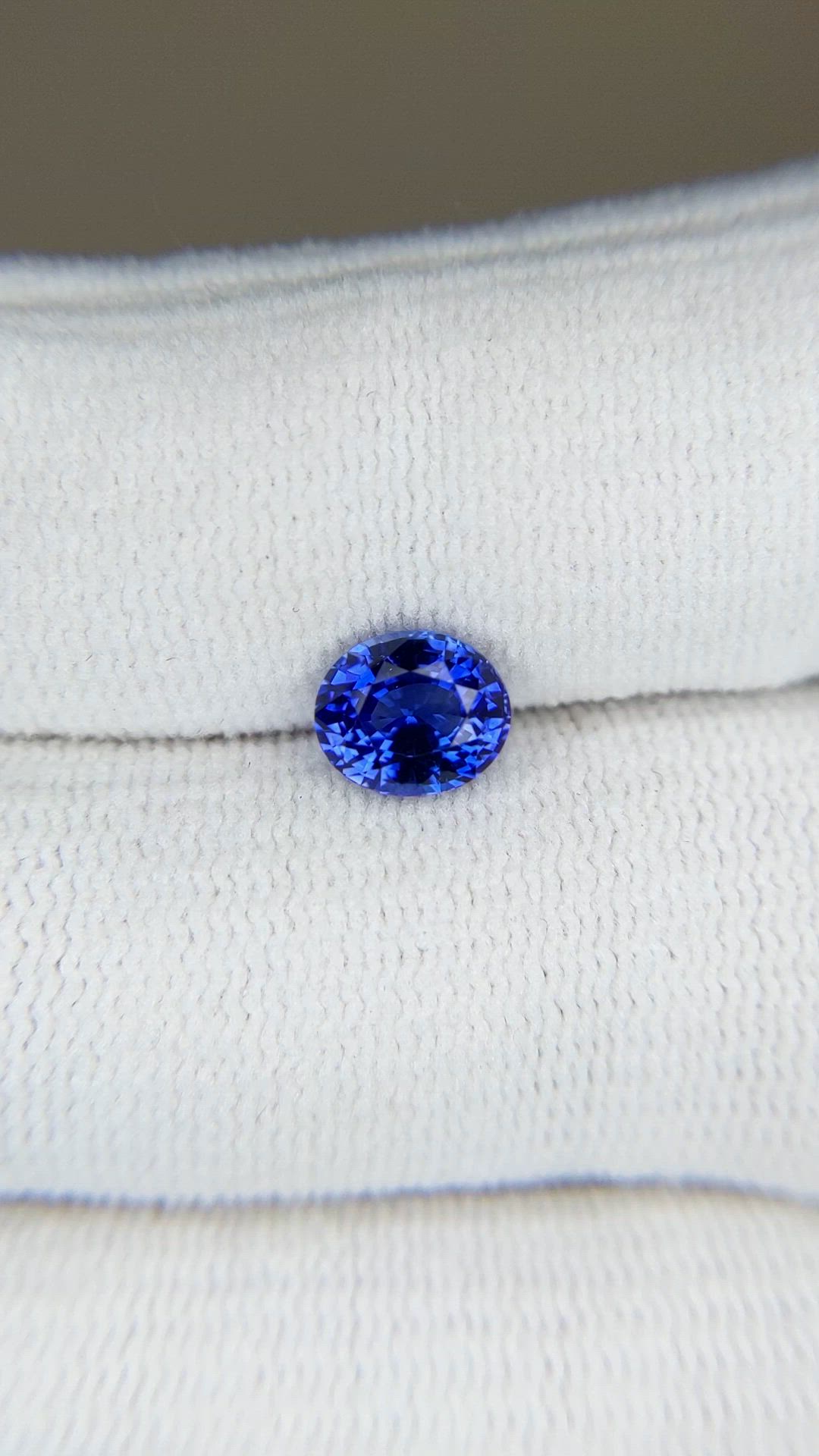 1.65 Ct. Blue Sapphire from Ceylon (Sri Lanka) Size Video