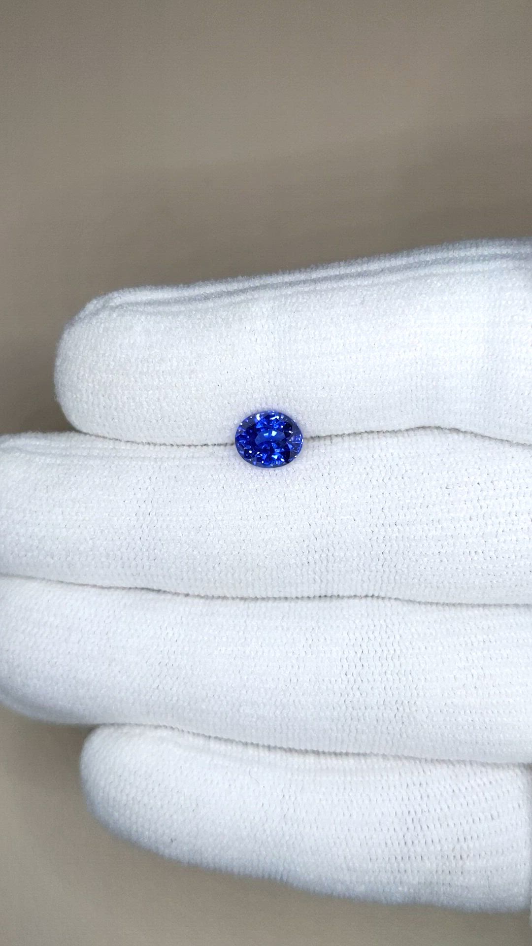 1.65 Ct. Blue Sapphire from Ceylon (Sri Lanka) Size Video