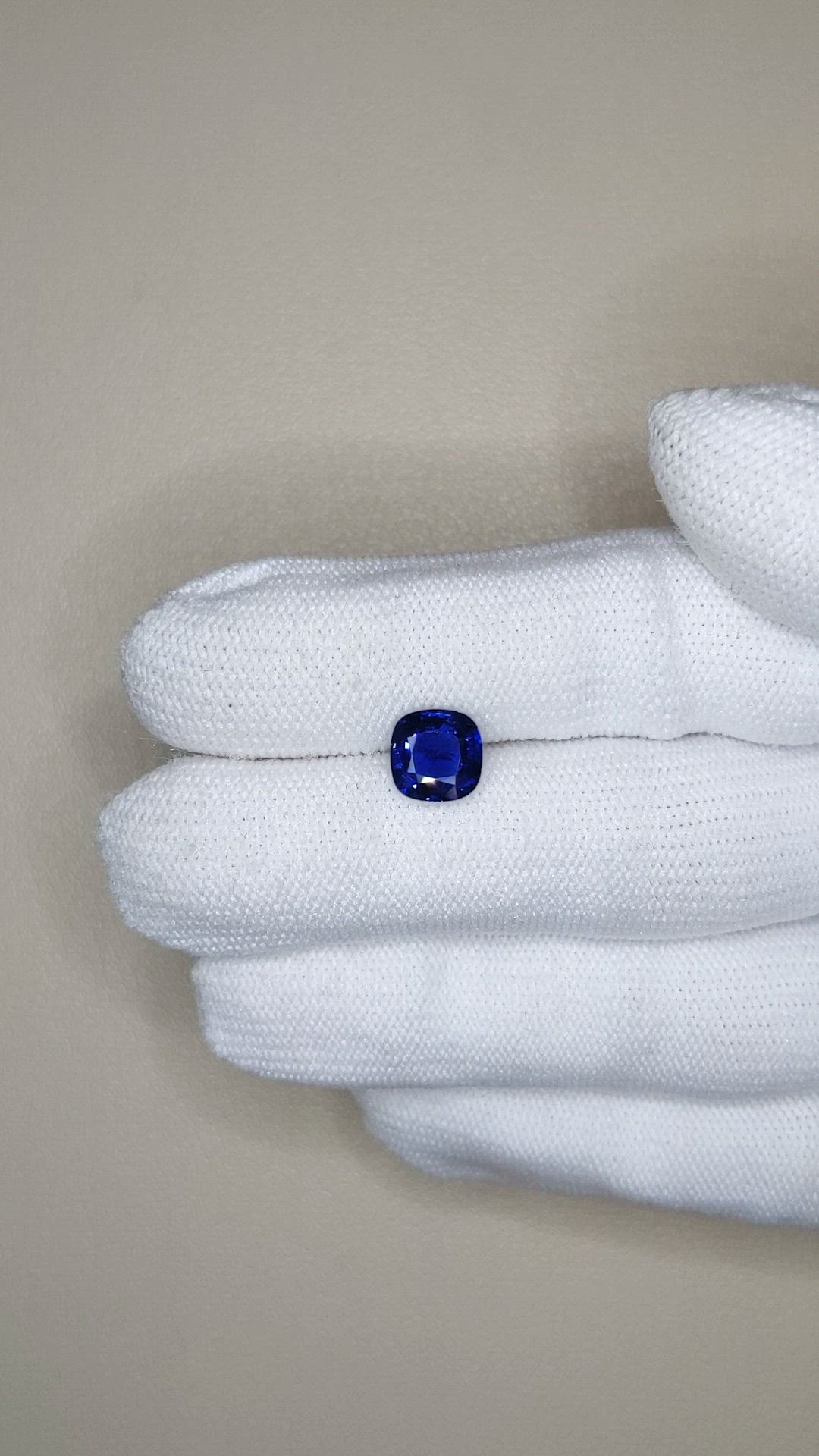 2.12 Ct. Blue Sapphire from Ceylon (Sri Lanka) Size Video