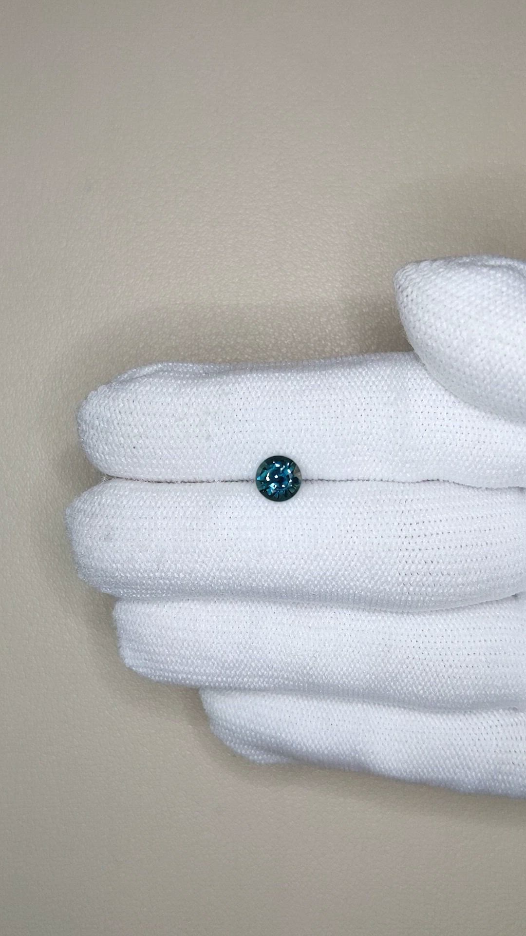1.10 Ct. Bluish Green Sapphire from Ceylon (Sri Lanka) Size Video