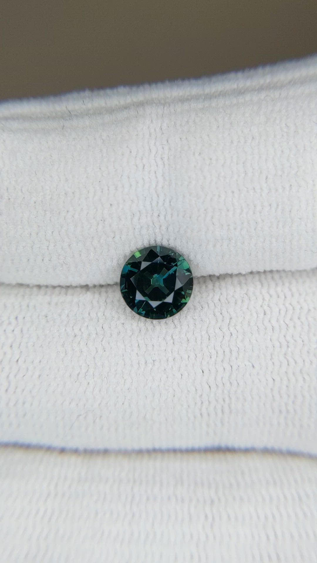 1.42 Ct. Bluish Green Sapphire from Ceylon (Sri Lanka) Size Video