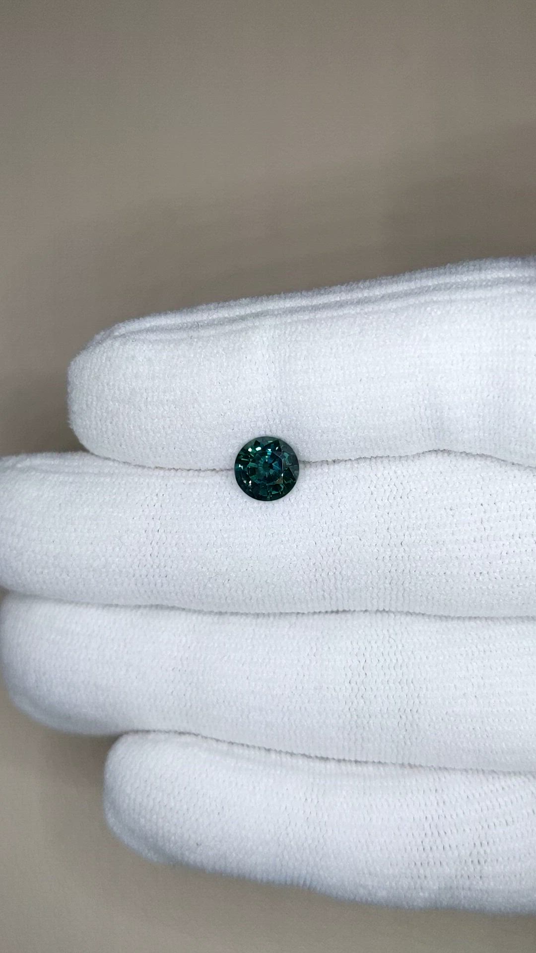 1.42 Ct. Bluish Green Sapphire from Ceylon (Sri Lanka) Size Video