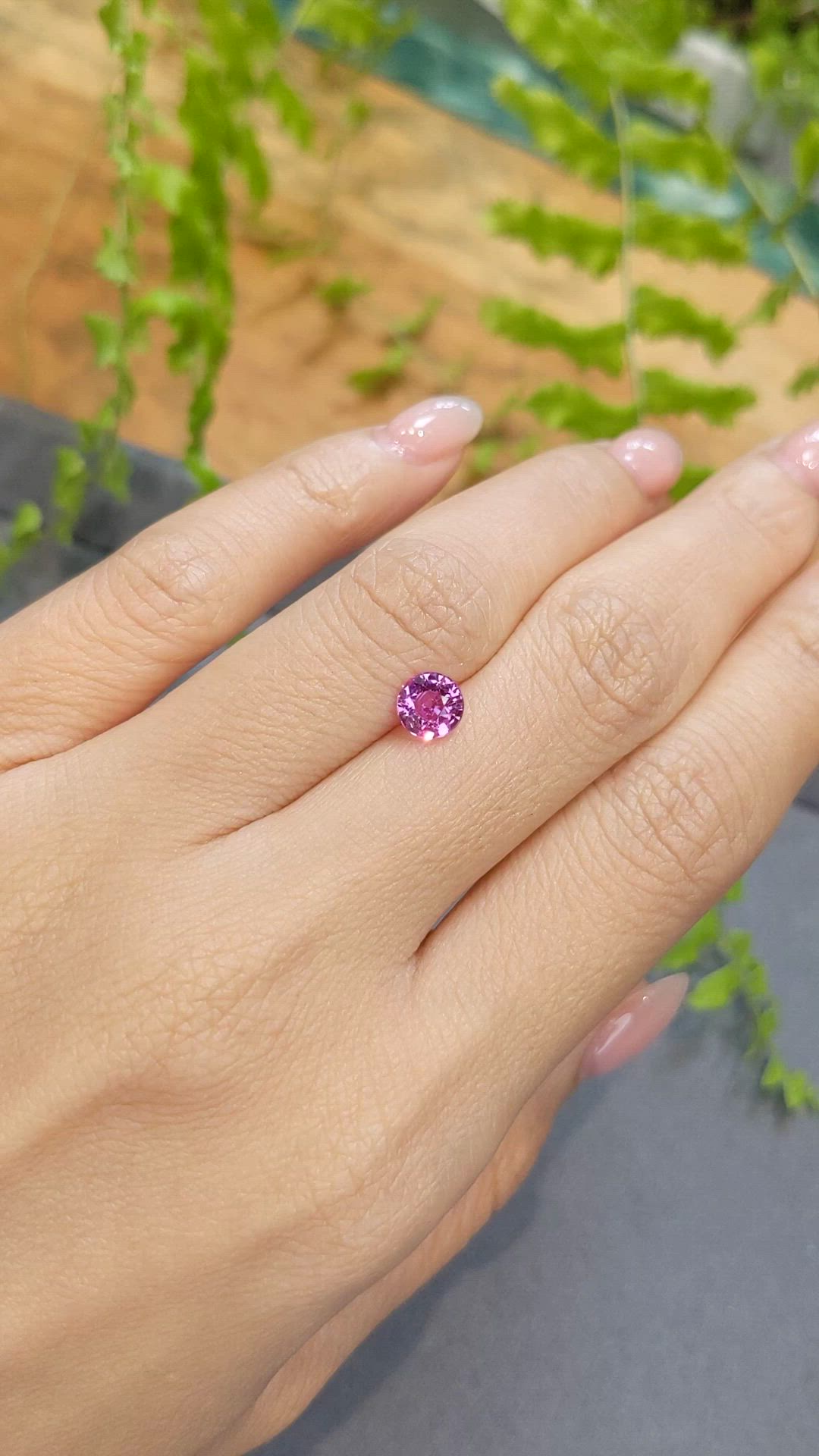 1.09 Ct. Pink Sapphire from Ceylon (Sri Lanka) Size Video