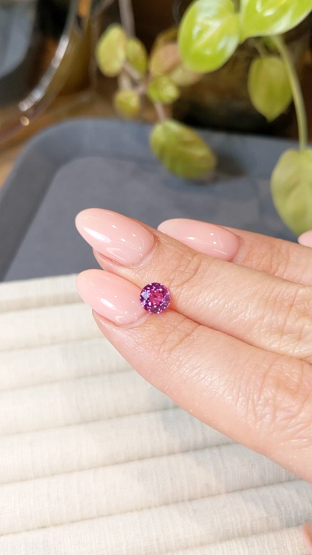 1.17 Ct. Pink Sapphire from Ceylon (Sri Lanka) Size Video