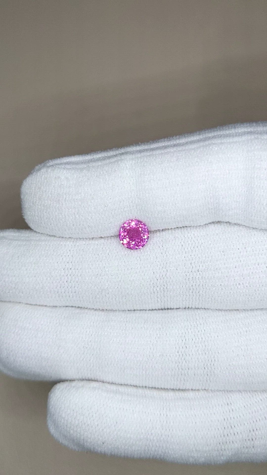1.17 Ct. Pink Sapphire from Ceylon (Sri Lanka) Size Video