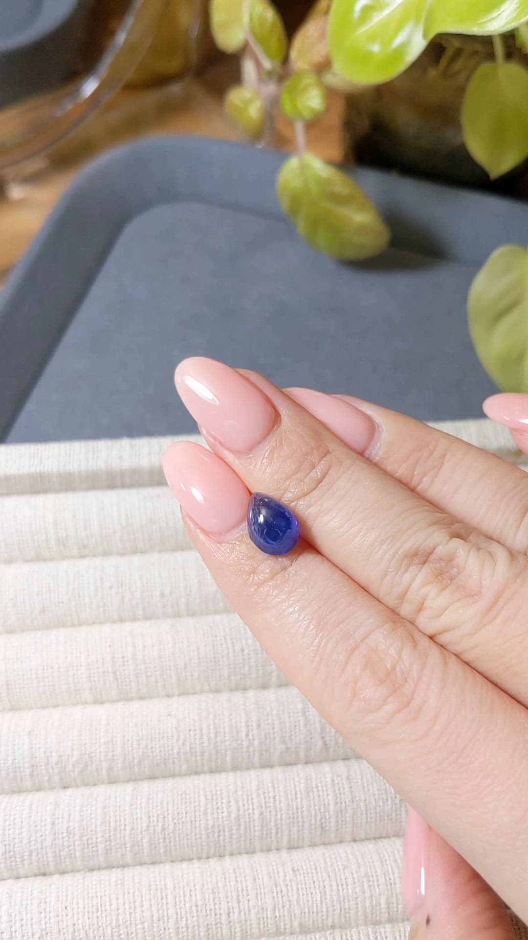 4.39 Ct. Blue Cabochon Sapphire from Ceylon (Sri Lanka) Size Video