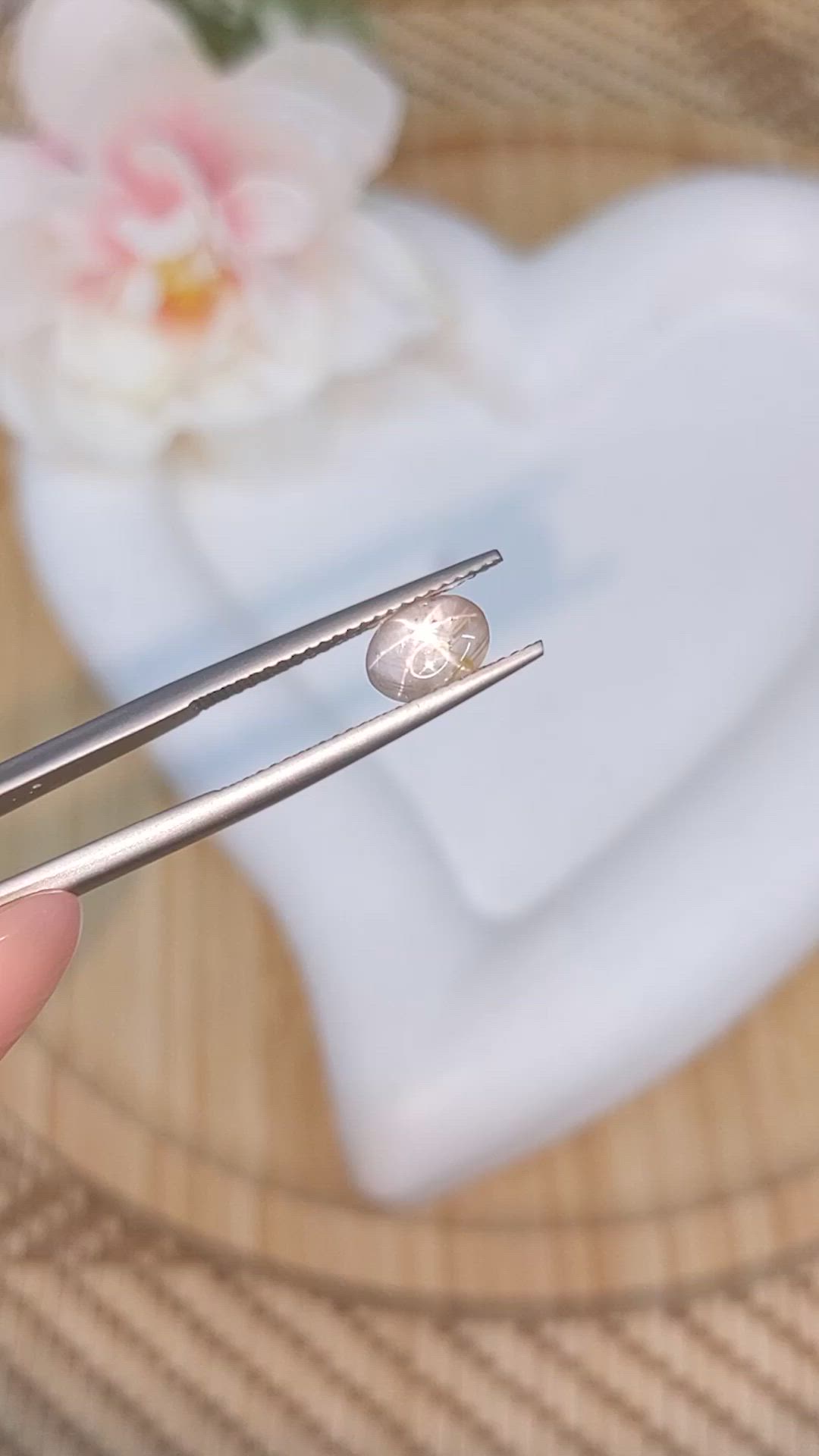 1.37 Ct. Grey Star Sapphire from Ceylon (Sri Lanka) Size Video