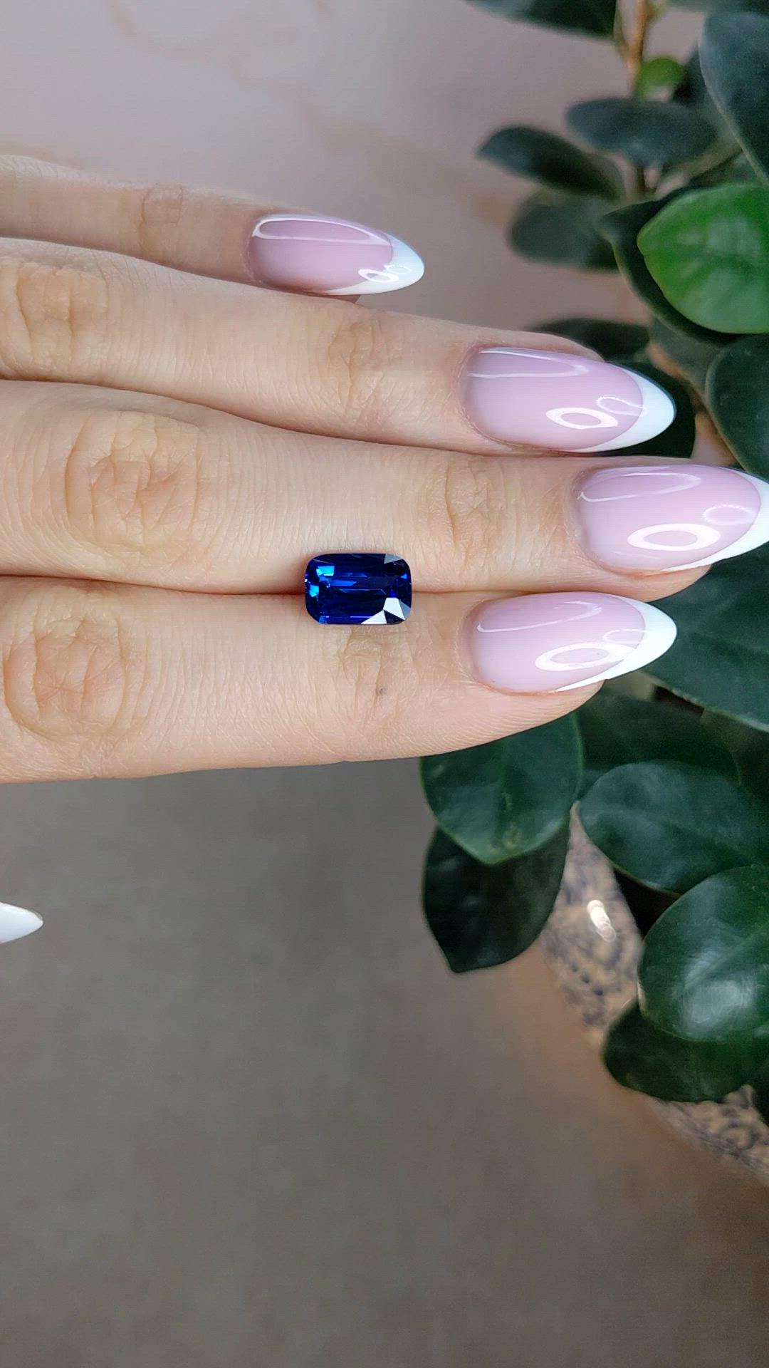 2.88 Ct. Blue Sapphire from Ceylon (Sri Lanka) Size Video