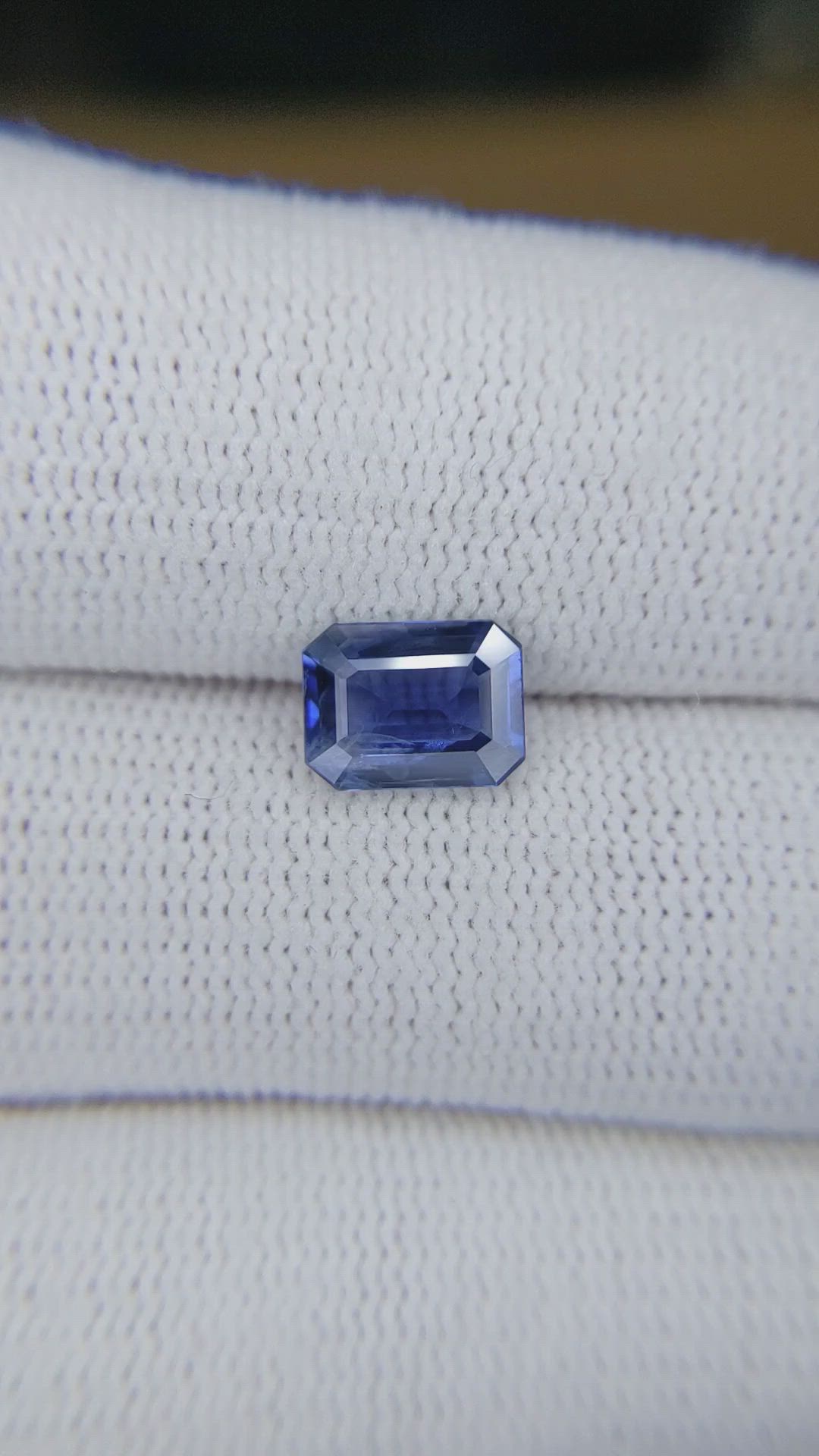 1.58 Ct. Blue Sapphire from Ceylon (Sri Lanka) Size Video