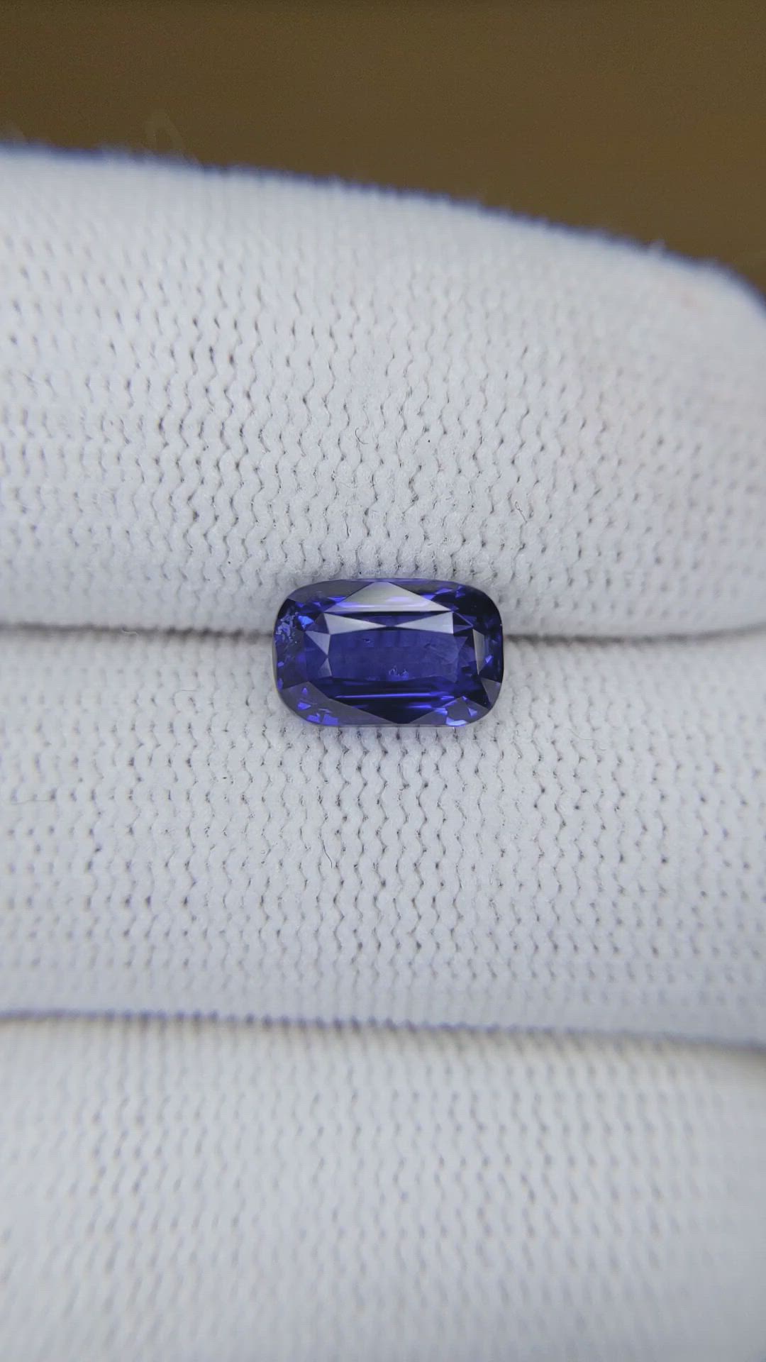 2.52 Ct. Blue Sapphire from Ceylon (Sri Lanka) Size Video