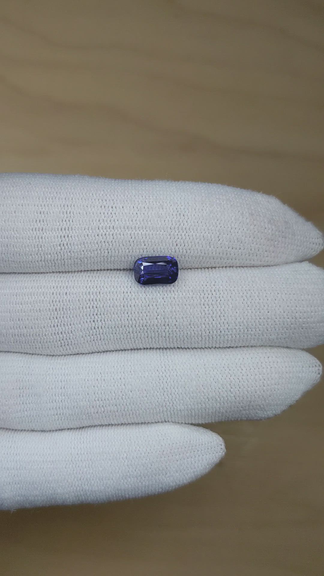 2.52 Ct. Blue Sapphire from Ceylon (Sri Lanka) Size Video