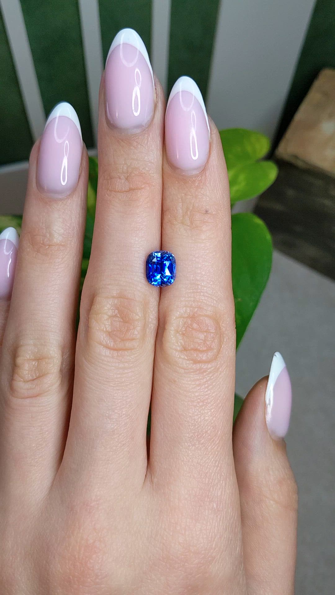 2.84 Ct. Blue Sapphire from Ceylon (Sri Lanka) Size Video