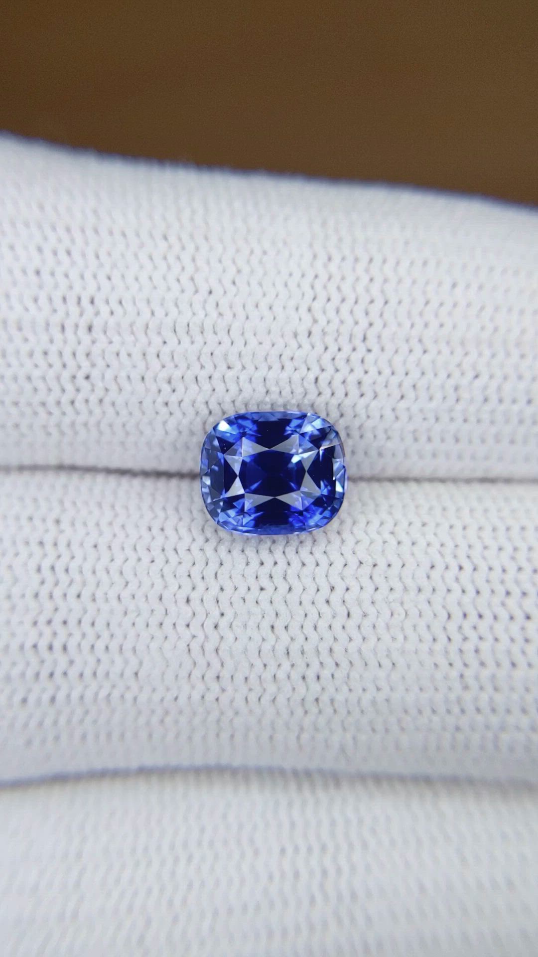 2.84 Ct. Blue Sapphire from Ceylon (Sri Lanka) Size Video