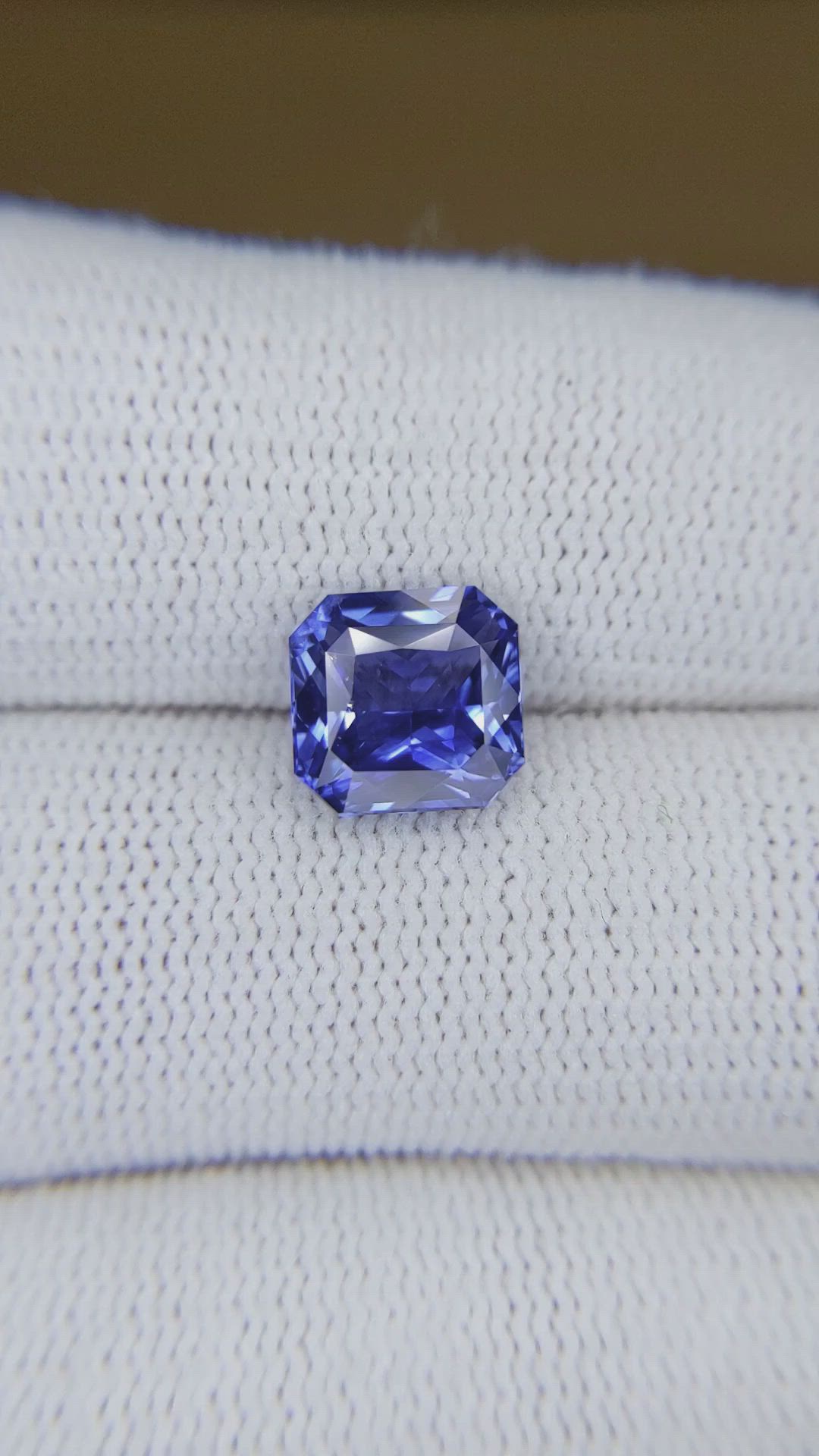 3.03 Ct. Blue Sapphire from Ceylon (Sri Lanka) Size Video