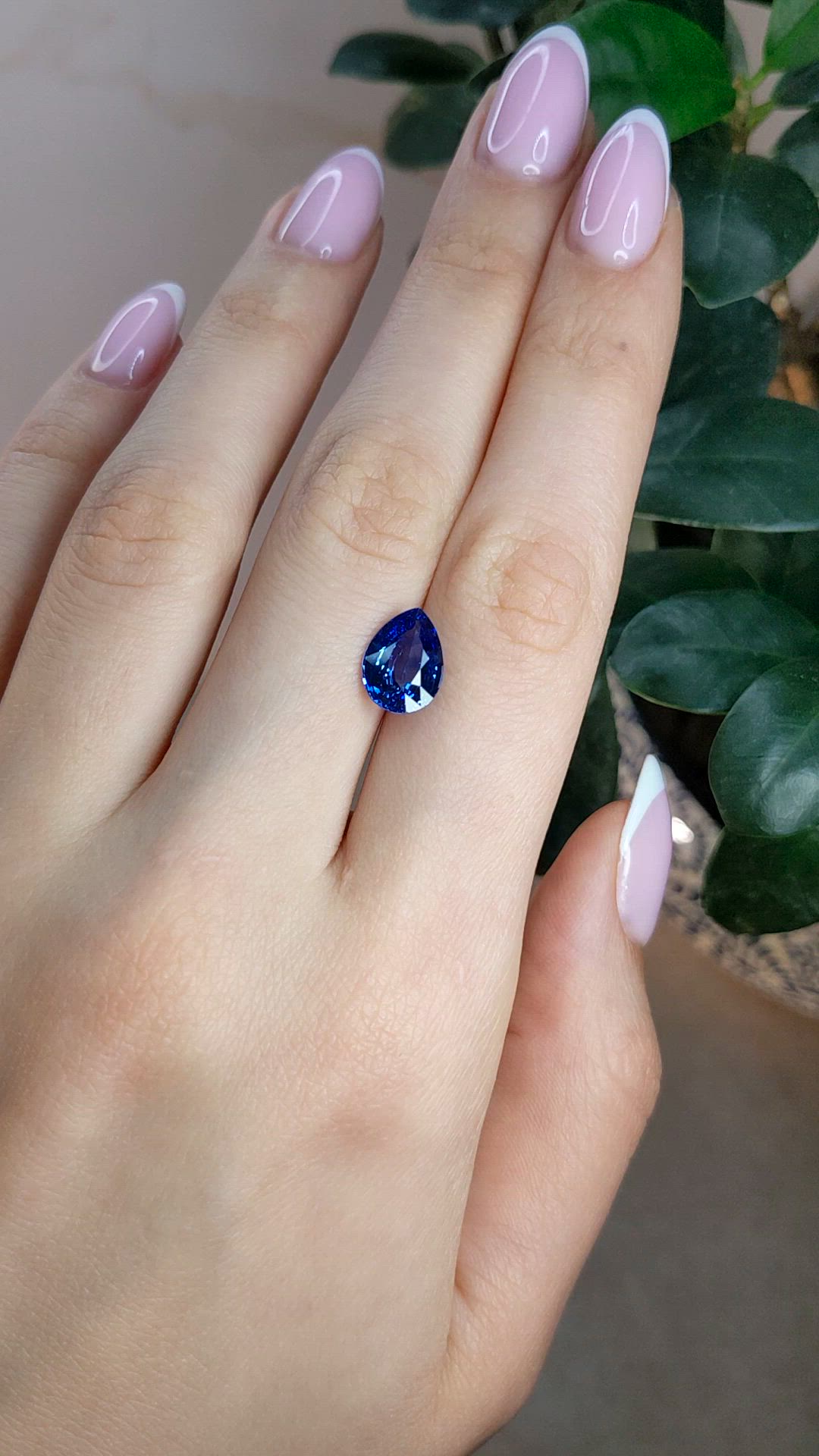 3.01 Ct. Blue Sapphire from Ceylon (Sri Lanka) Size Video