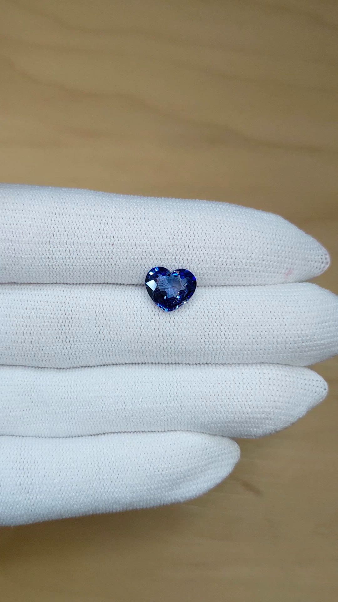 3.08 Ct. Blue Sapphire from Ceylon (Sri Lanka) Size Video